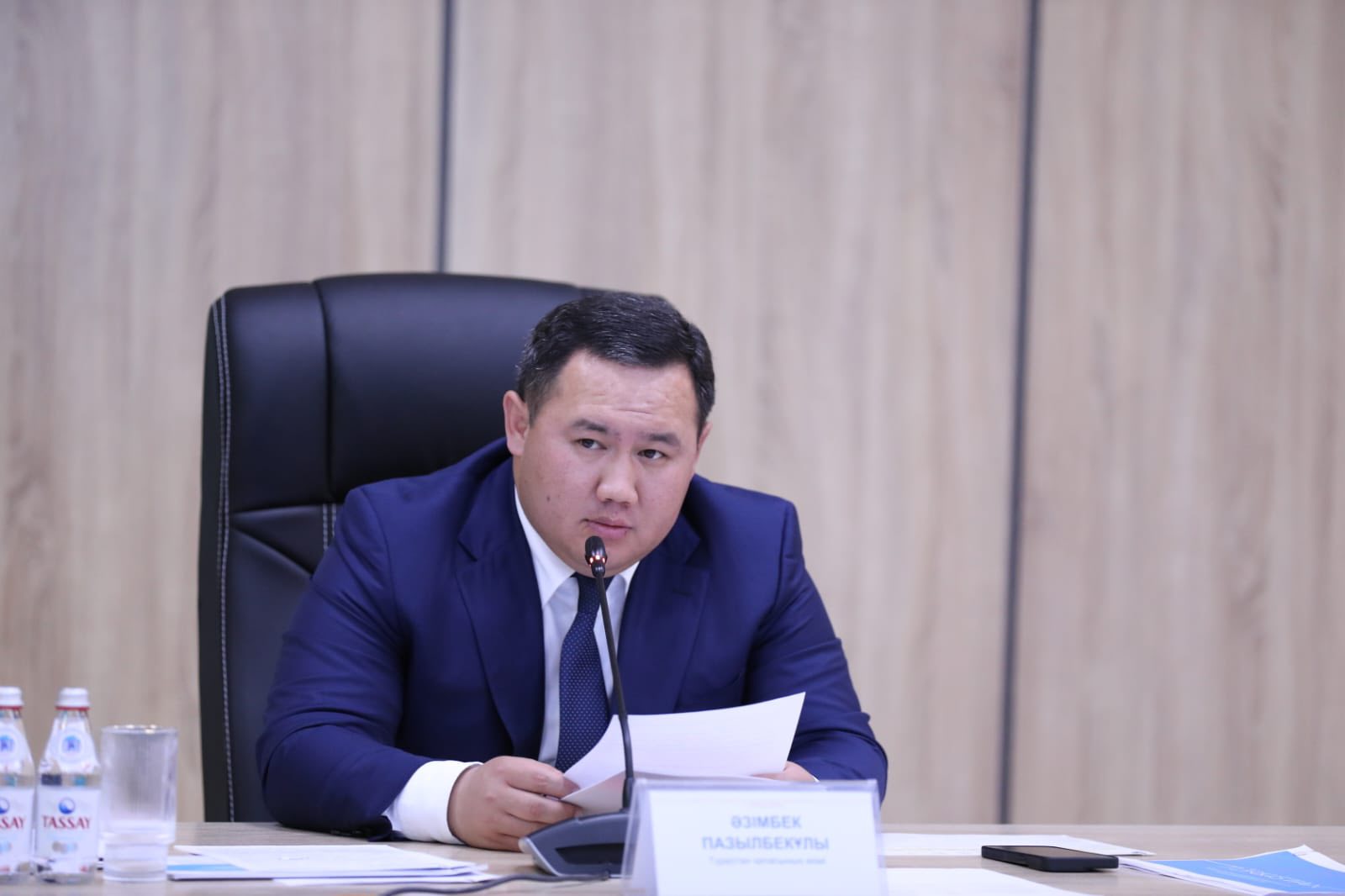 АППАРАТТЫҚ ЖИЫНДА ҚАЛА ӘКІМІ  БІРҚАТАР БӨЛІМ ЖҰМЫСЫНА СЫН АЙТТЫ