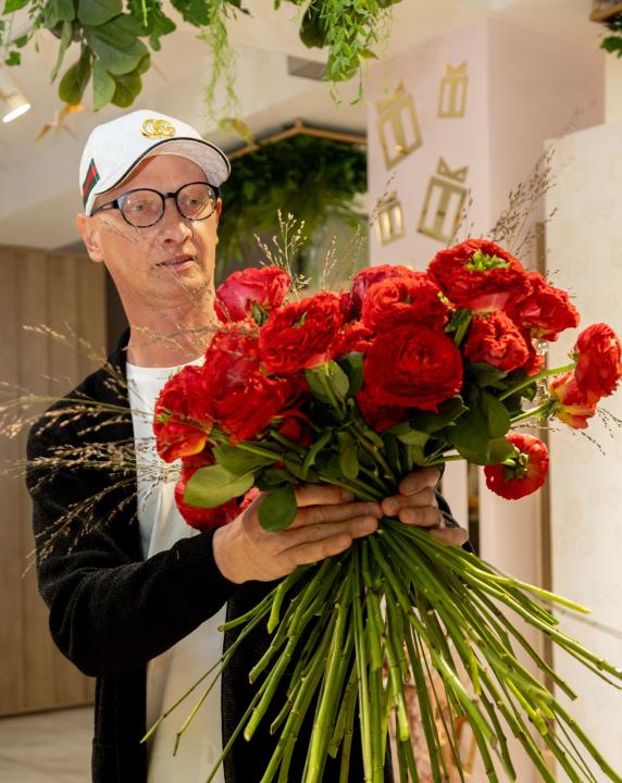 Қызғалдақ мұра: Таразда ТМД-ның үздік флористінен шеберлік сыныбы өтті