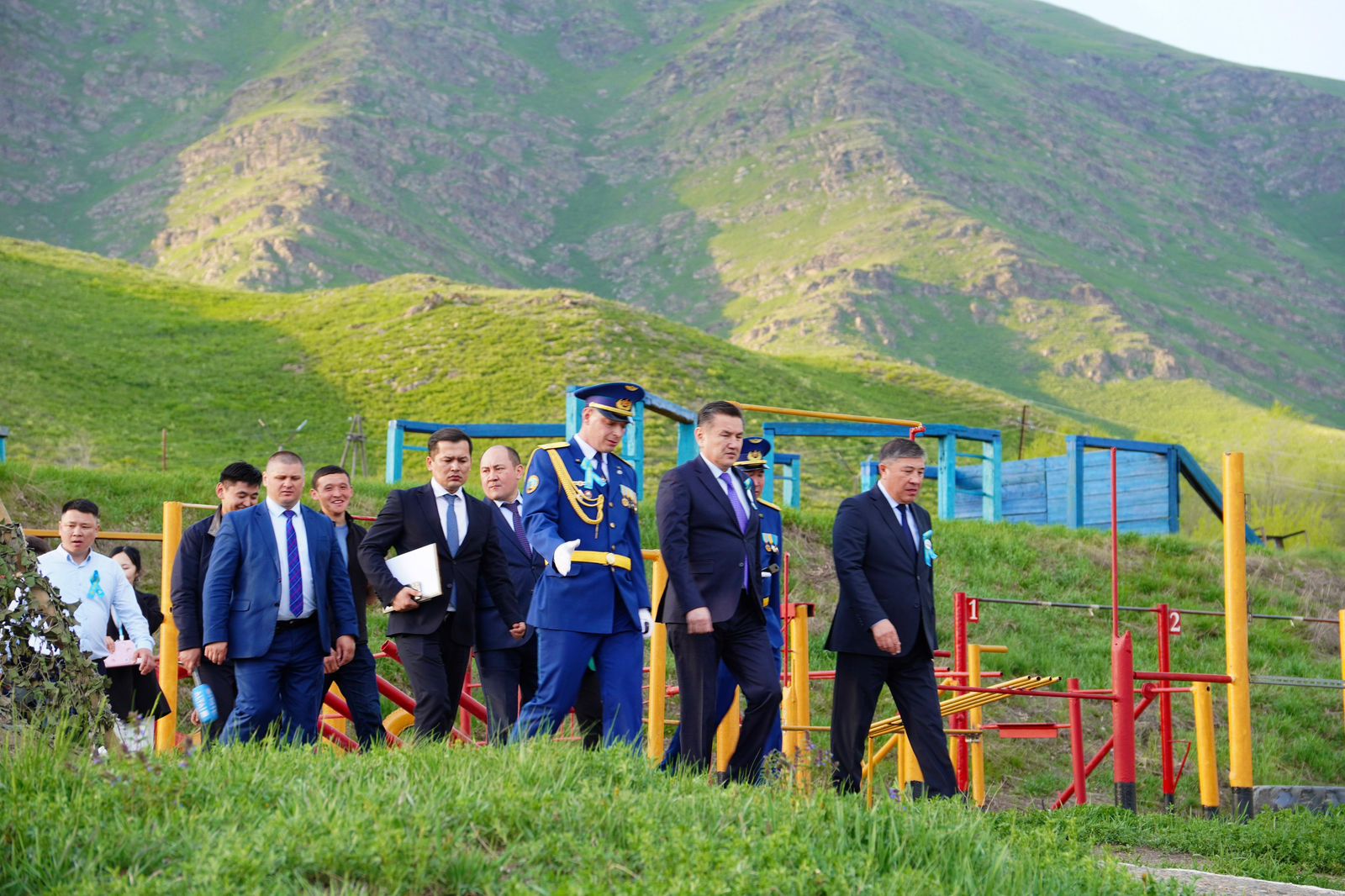 Шығыстың қалқаны: ШҚО әкімі Серебрянскіде аңызға айналған әскери бөлімде болды