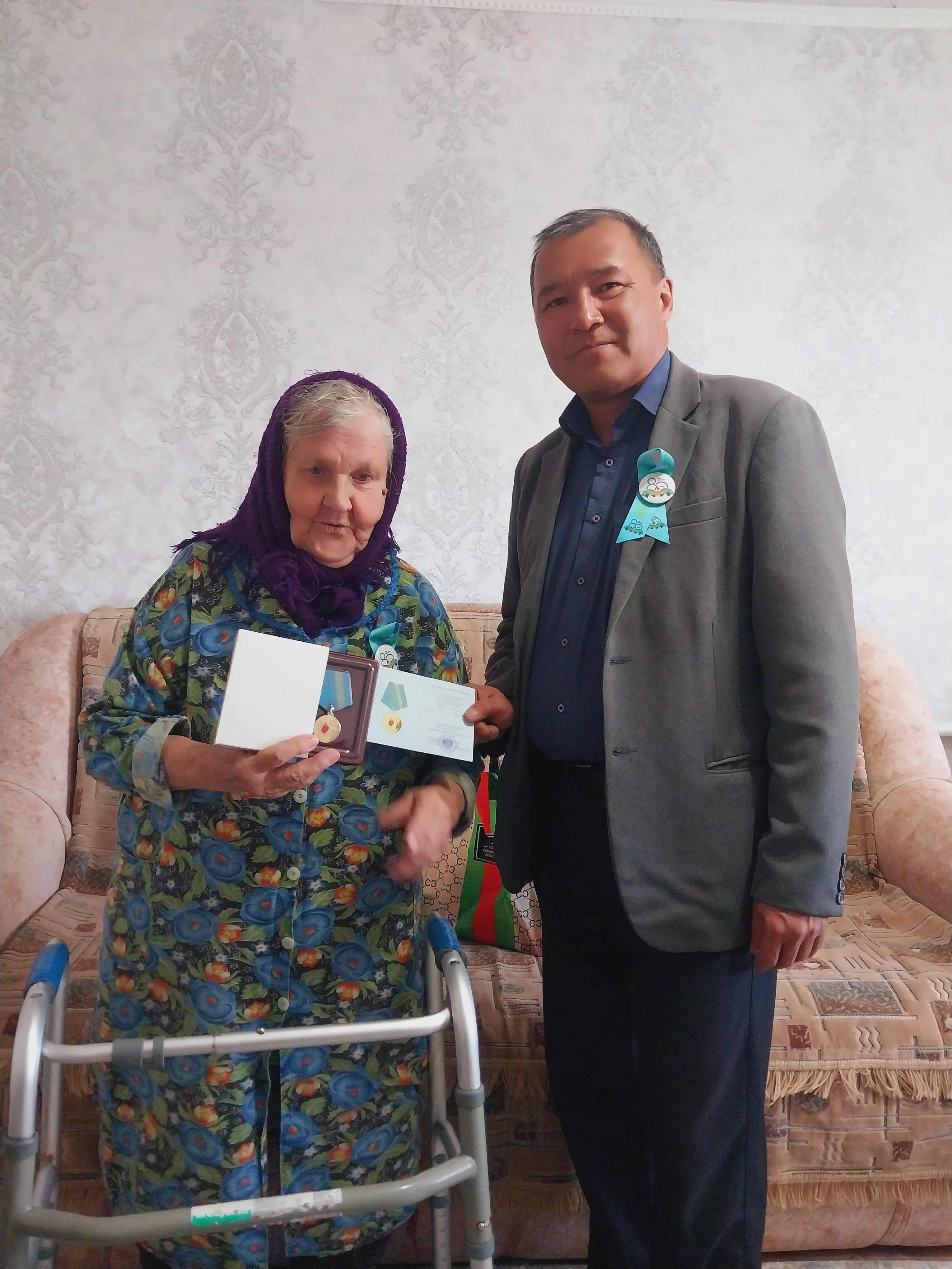 Ұлы Отан соғысындағы Жеңістің 80 жылдығына арналған мерейтойлық медаль тапсыру