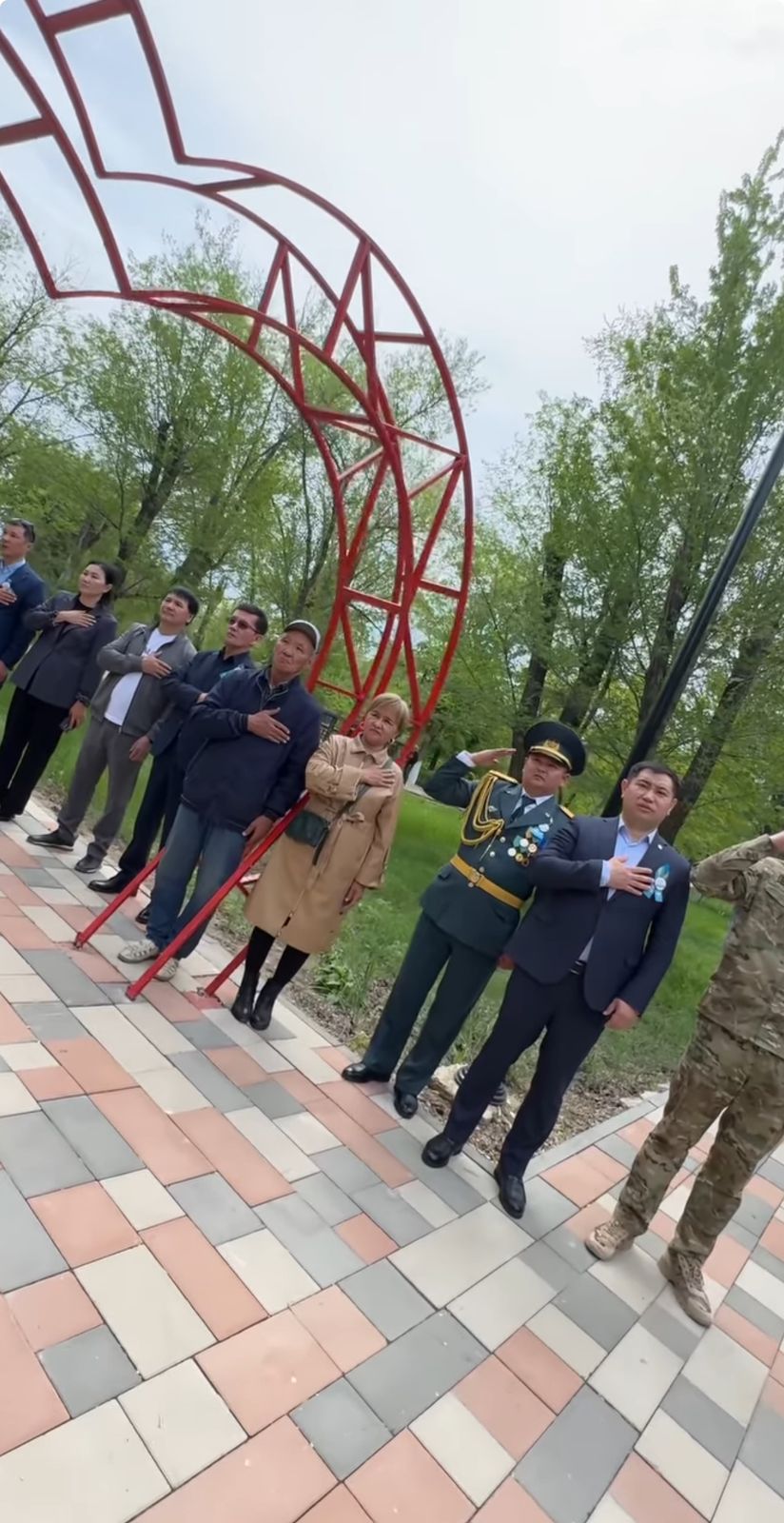 Бүгін Астанадағы «Қазақ елі» алаңында Ұлы Жеңістің 80 жылдығына арналған әскери парад өтті.
