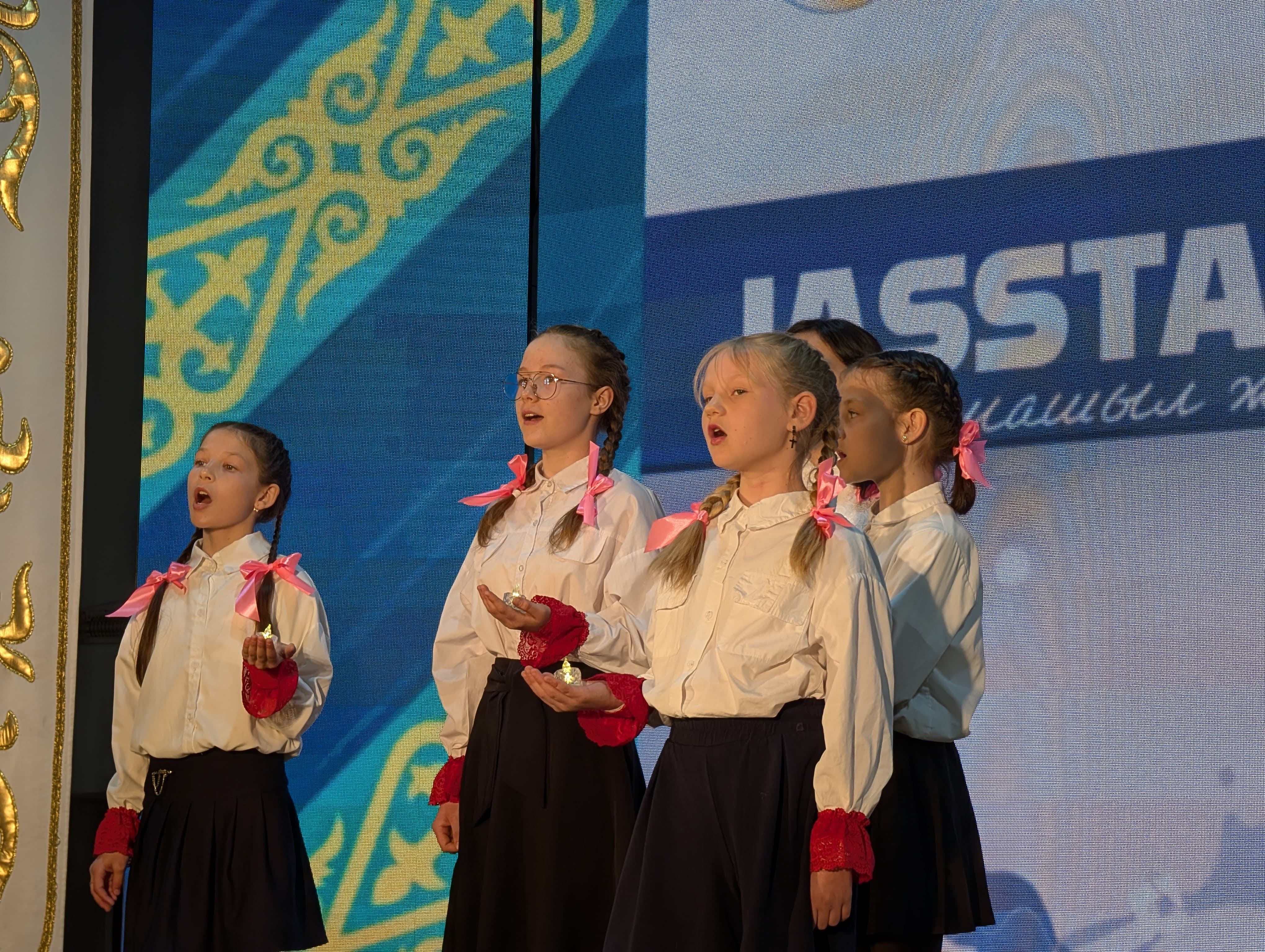 Абай ауданында Жеңістің 80 жылдығына арналған "ЖасStar"шығармашылық жастар фестивалі өтті