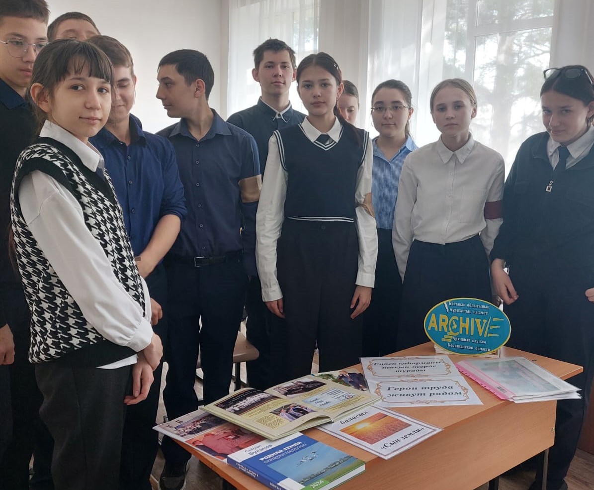 Меңдіқарада мектеп сабағы өтті.