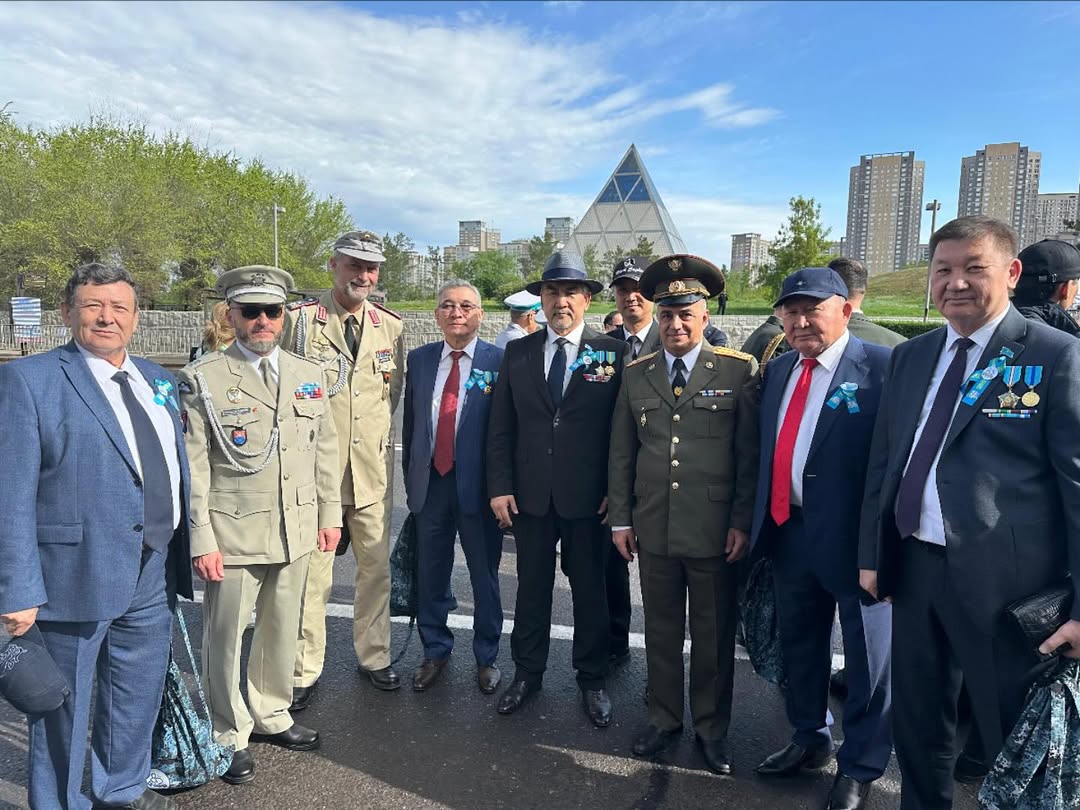 Ақтөбелік ардагерлер Астанада өткен әскери парадқа қатысты