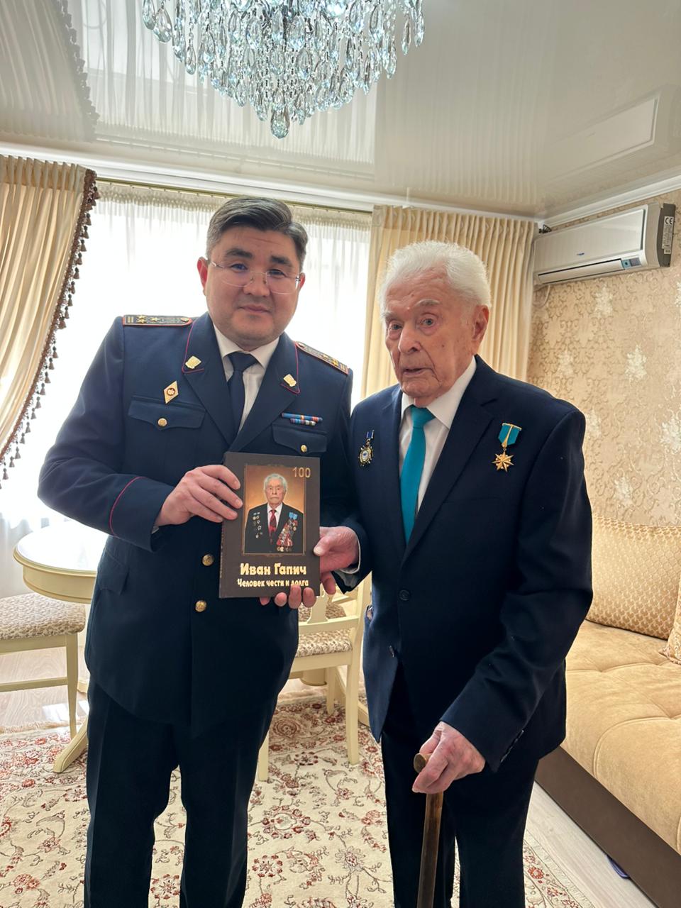 БҚО-да Ұлы Жеңіс мерекесі қарсаңында соғыс батыры кұрметке бөленді