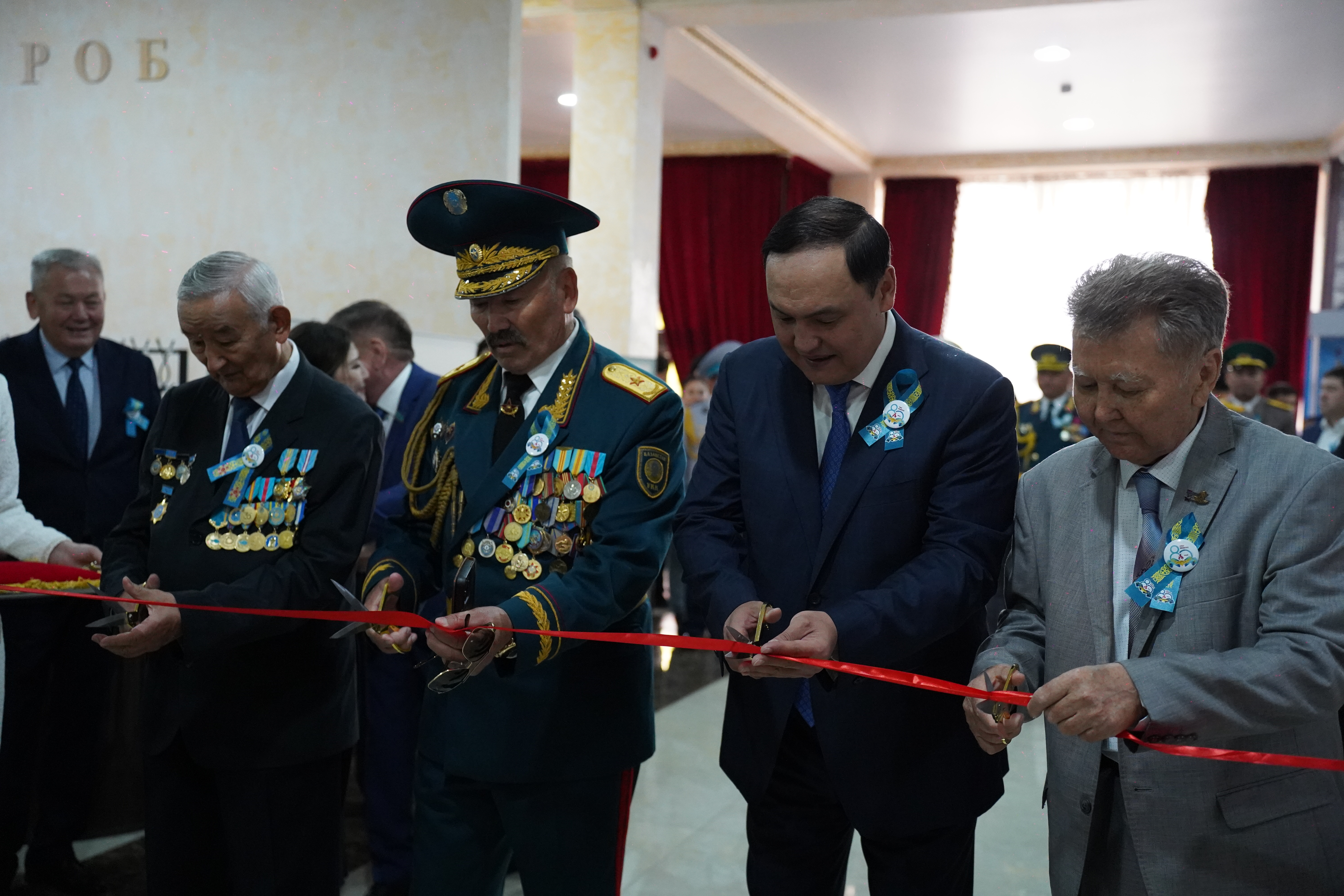 «ДАҢҚ» ЗАЛЫНДА БАУЫРЖАН МОМЫШҰЛЫНЫҢ МУЗЕЙІ АШЫЛДЫ