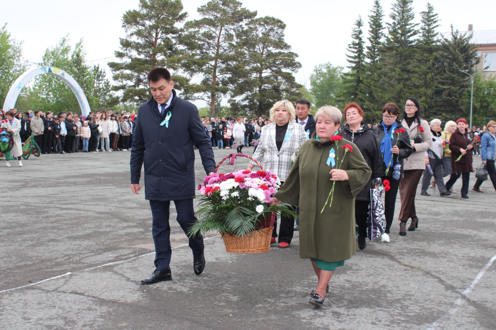 On May 9, residents of the village of Ayet honored the feat of the winners.