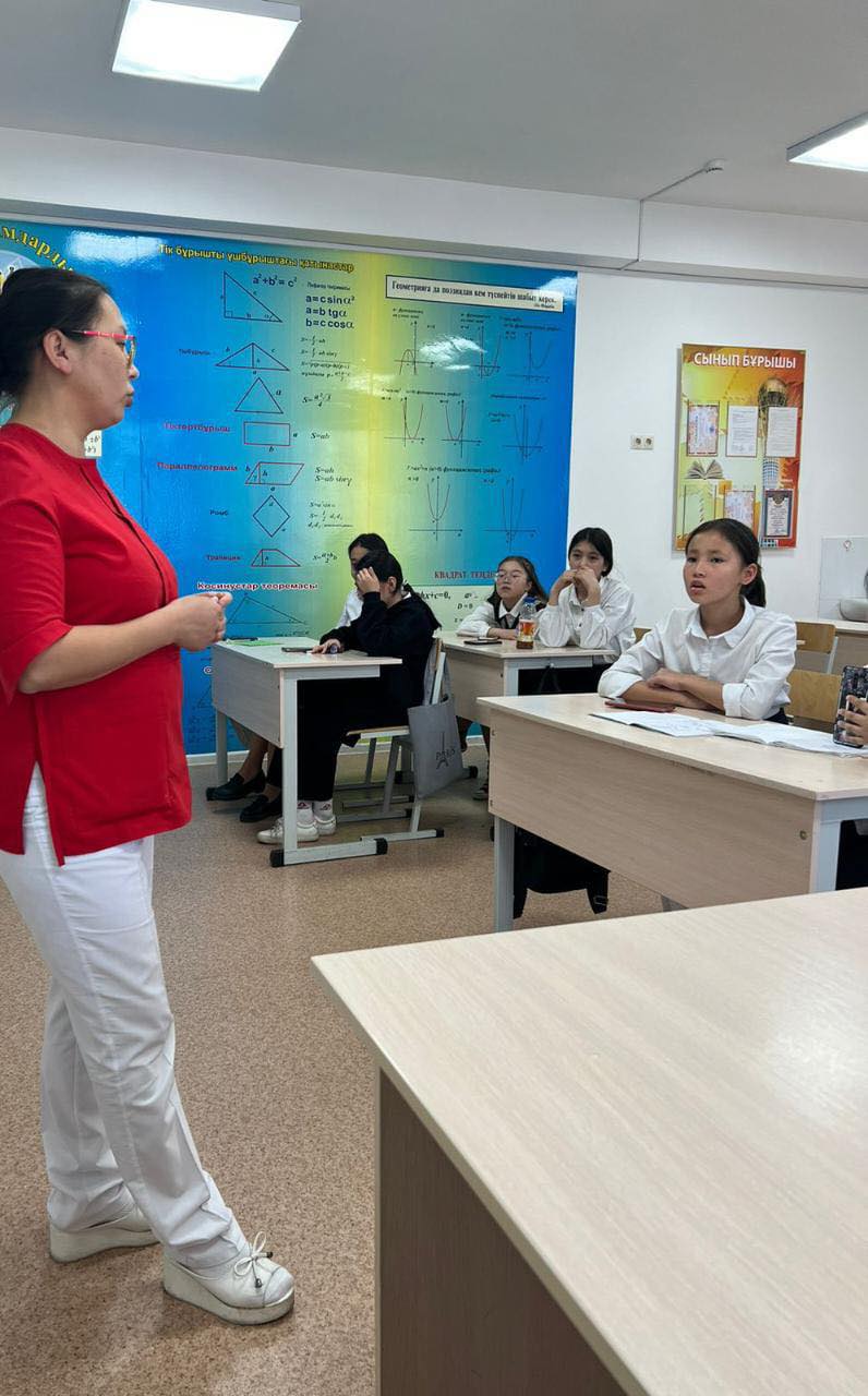 Балаларды қорғау күніне орай Алматы қаласы Медеу ауданының БМСКК орталығының қызметкерлері диктант өткізіп, балаларды құттықтады!