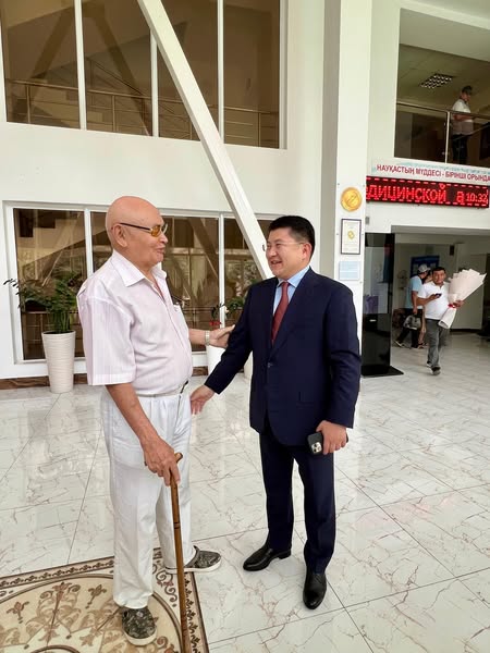 Ел медицинасының ерен тұлғасы - 86 жаста