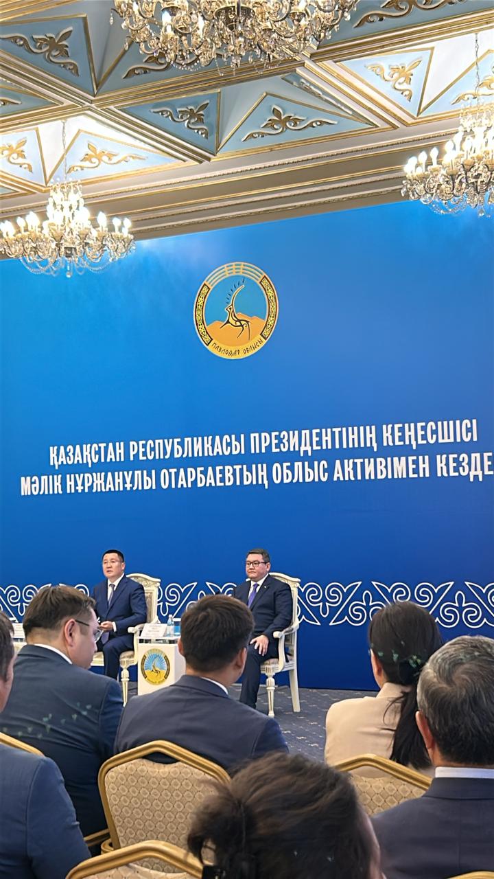 Қазақстан Республикасы Президентінің Кеңесшісі М. Н.Оторбаевпен кездесу