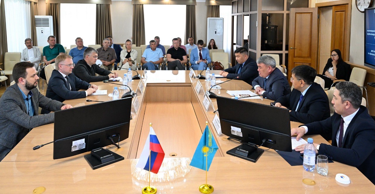 Қорғандық шаруалар СҚО-дағы сүтті мал шаруашылығының тәжірибесін зерделеуде