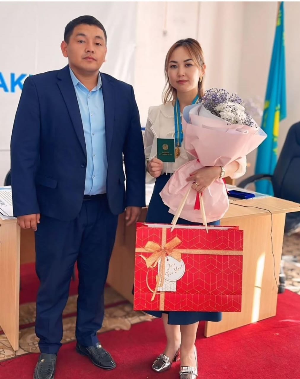 "Алтын алқа" алқасы табысталды.
