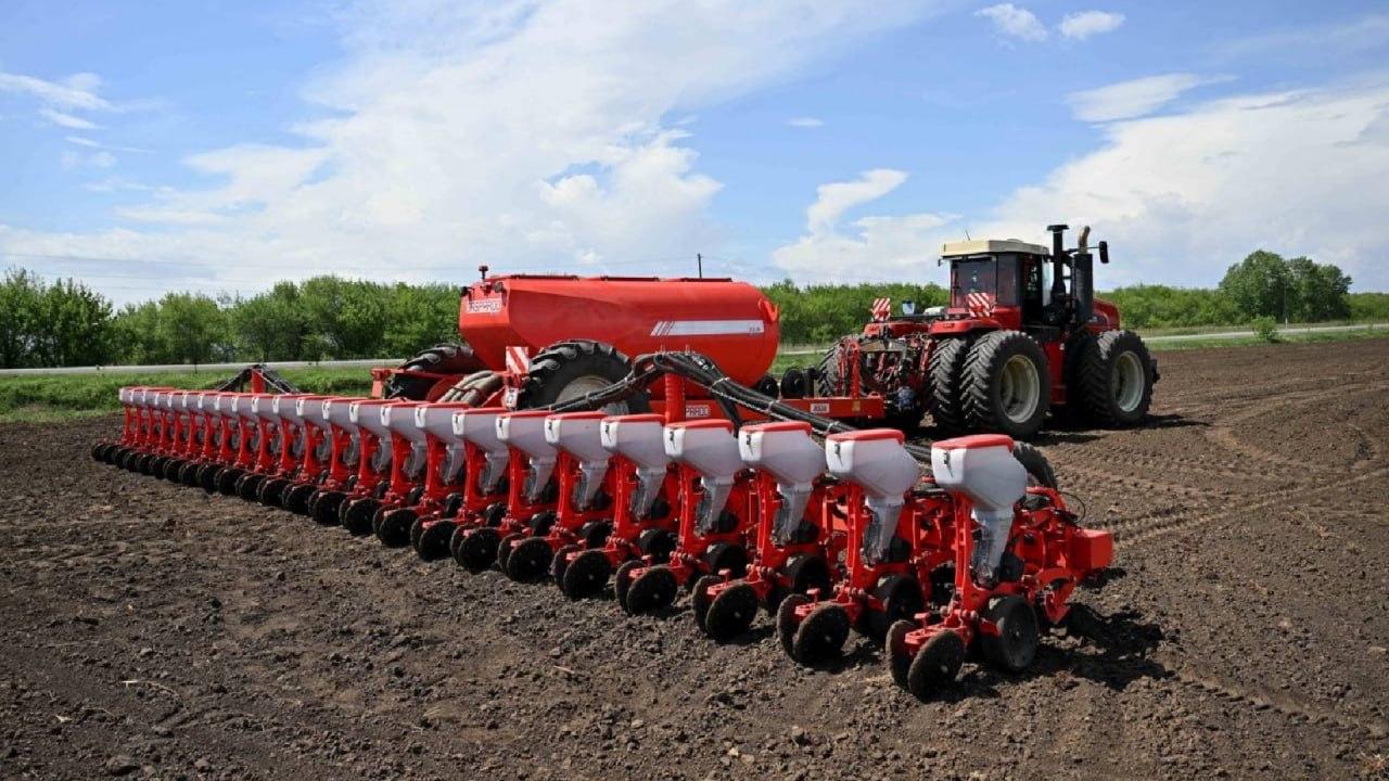 Егіс науқаны-2025: науқанның белгіленген мерзімде аяқталуы, дақылдарды әртараптандыру және шаруаларды қолдау жүйесіндегі жүйелі өзгерістер