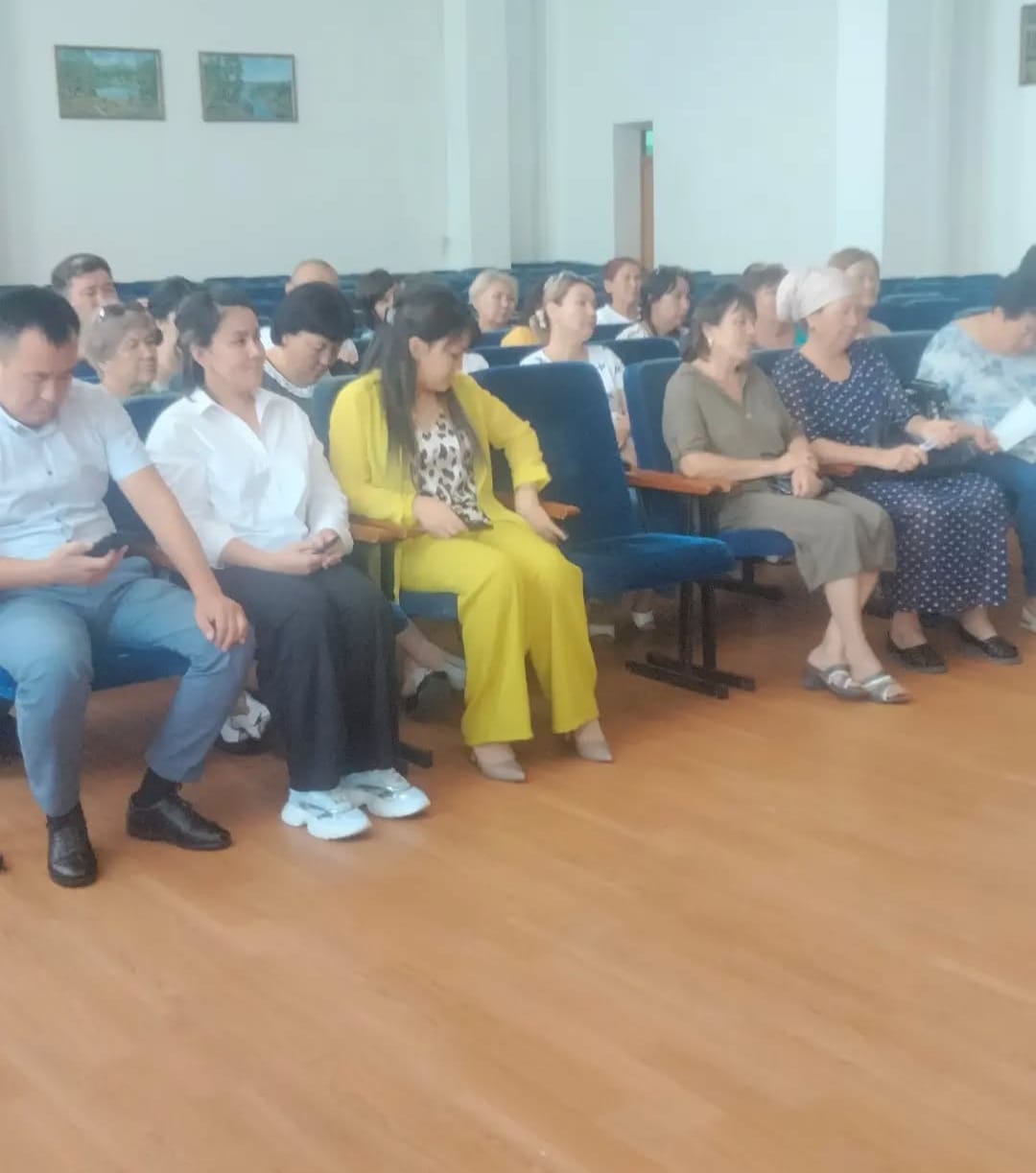 Округ әкімінің ауыл тұрғындарымен кездесуі