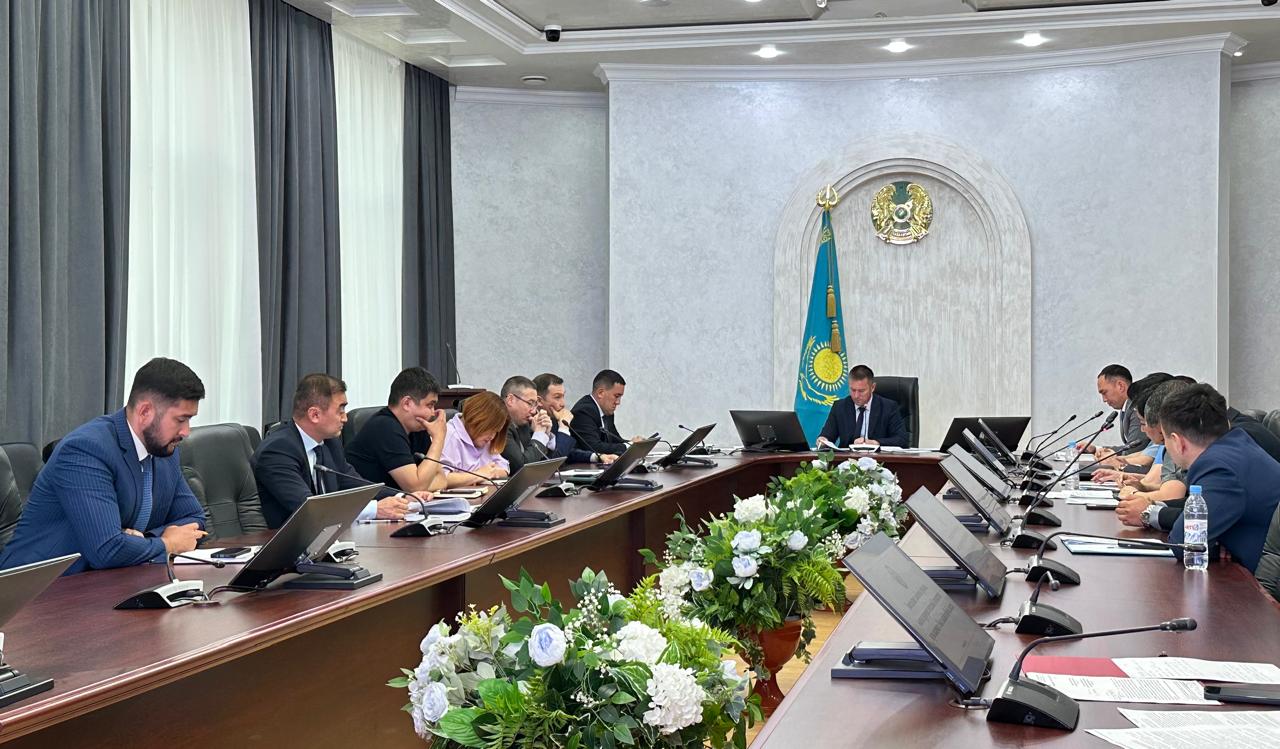 Ағымдағы жылдың 10 маусымында облыс әкімдігі мен мемлекеттік органдар басқармалары басшыларының қатысуымен Қостанай облысы әкімдігі жанындағы терроризмге қарсы комиссияның жұмыс тобының отырысы өтті.