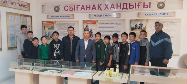 18 сәуір - Халықаралық ескерткіштер мен тарихи орындар күні.
