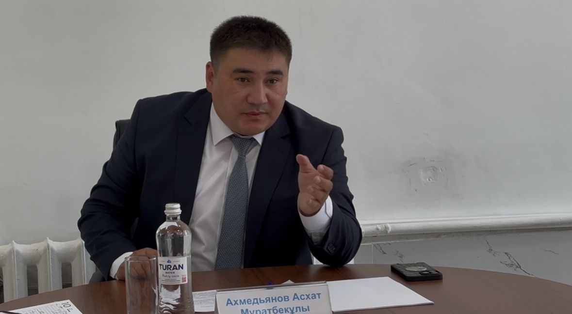 Бүгін Азаматтарды қабылдау орталығында аудан әкімінің міндетін атқарушы Асхат Ахмедьяновтың қатысуымен жеке қабылдау өтті