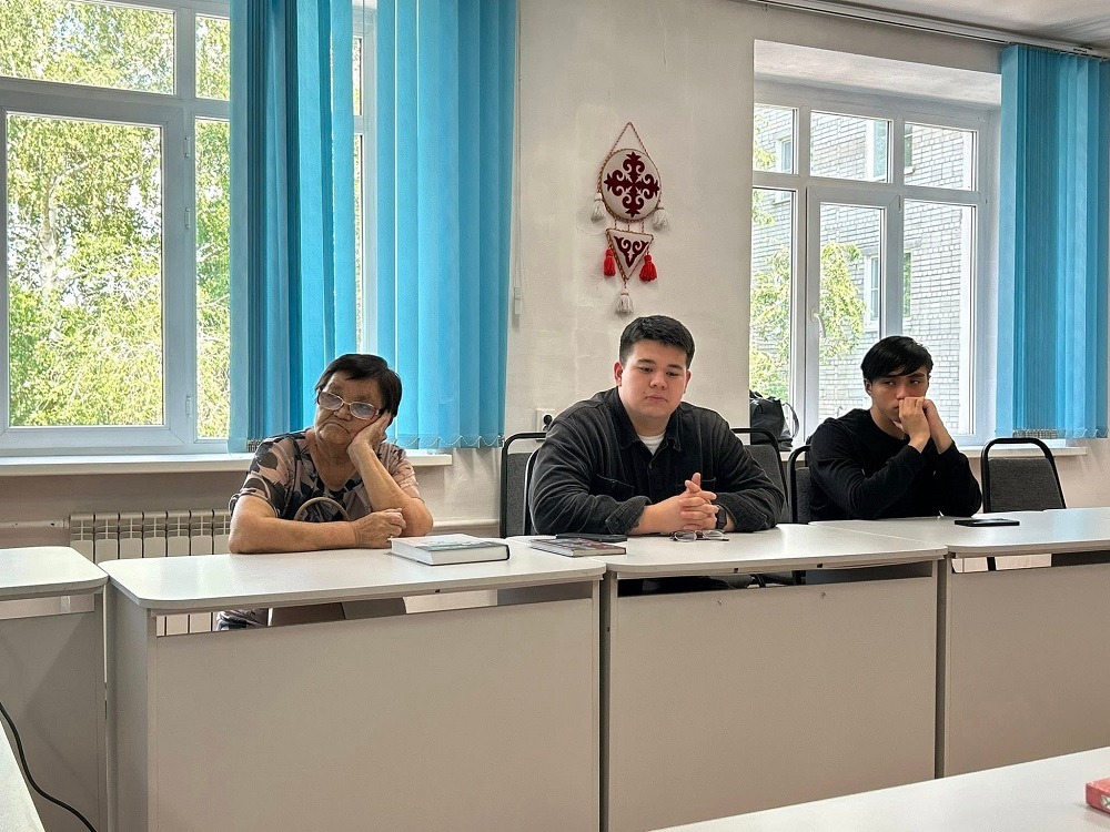 «Әйел тағдыры: өткен мен бүгін» әдеби пікірталас