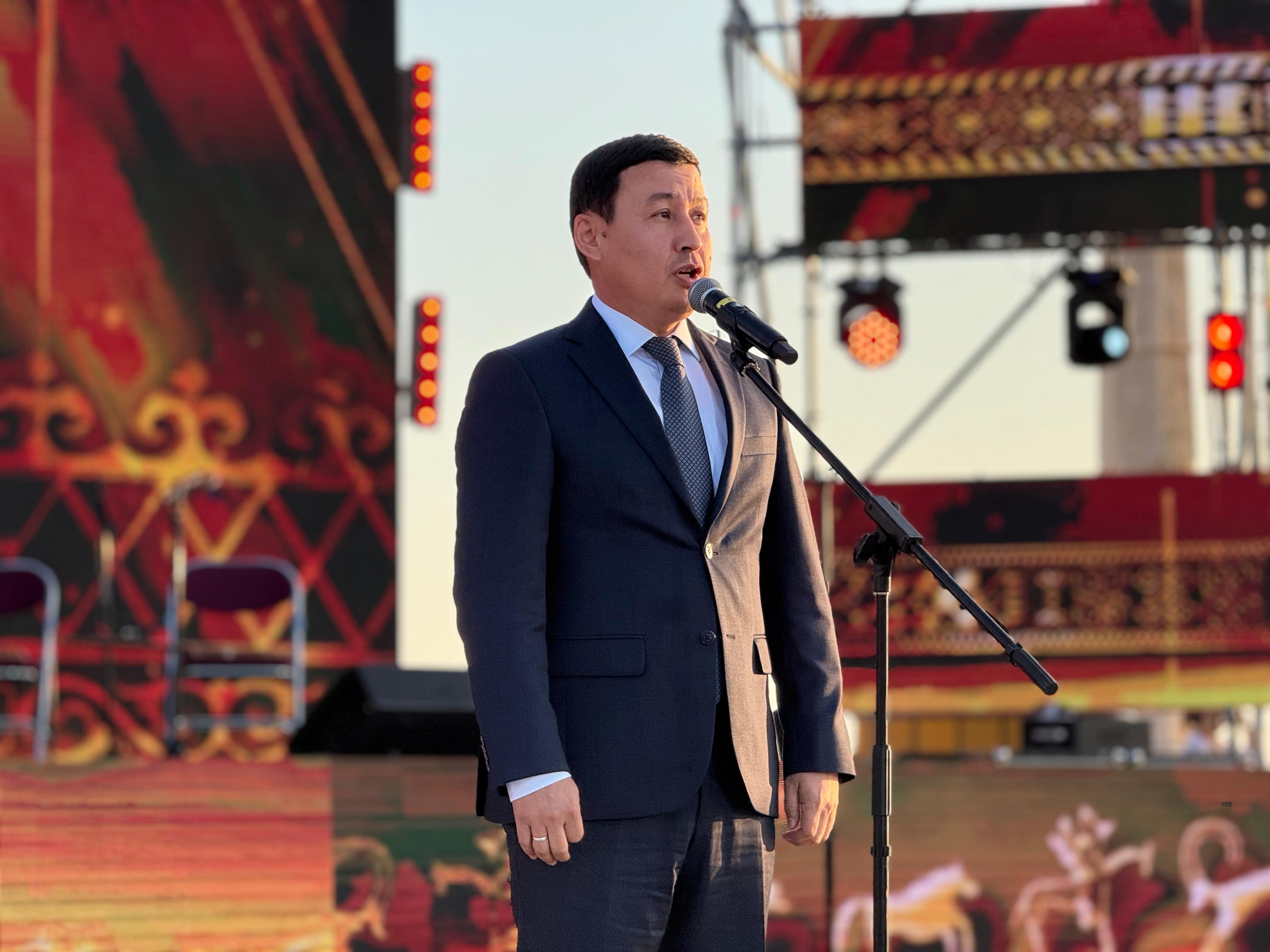 Ақтауда түбі бір түркі жұртының фольклорлық туындылары шырқалды