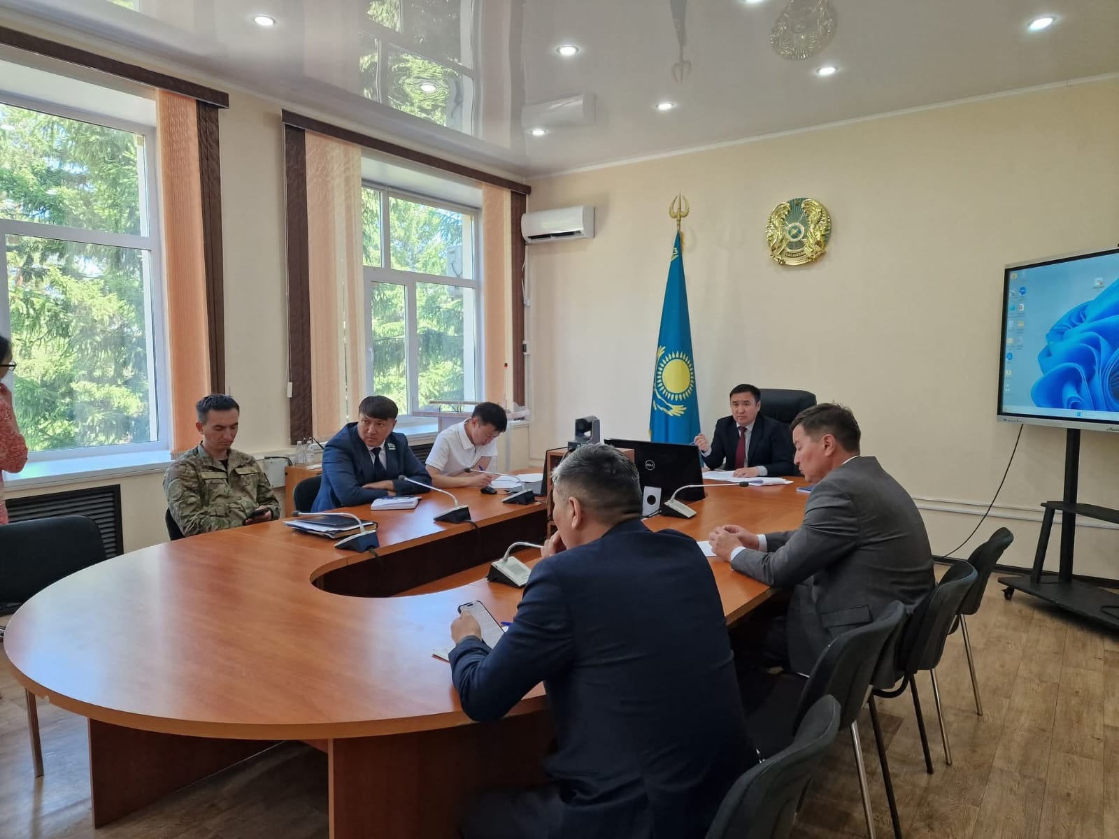 Селолық округтердің сайланған әкімдерін ұсыну