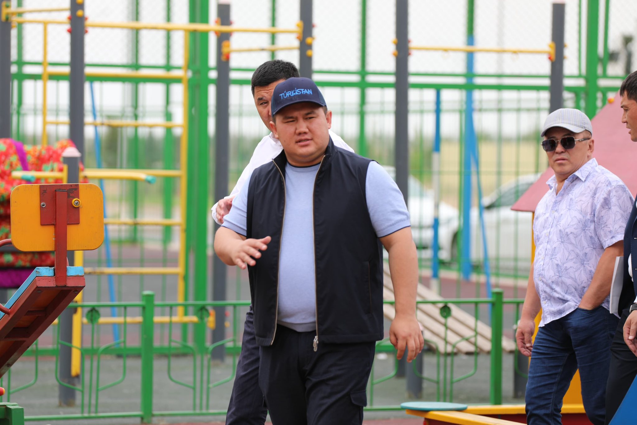 ҚАЛА ӘКІМІ ТҰРҒЫНДАРДАН ТҮСКЕН АРЫЗ-ШАҒЫМДАРДЫҢ ОРЫНДАЛУ БАРЫСЫН ТЕКСЕРДІ