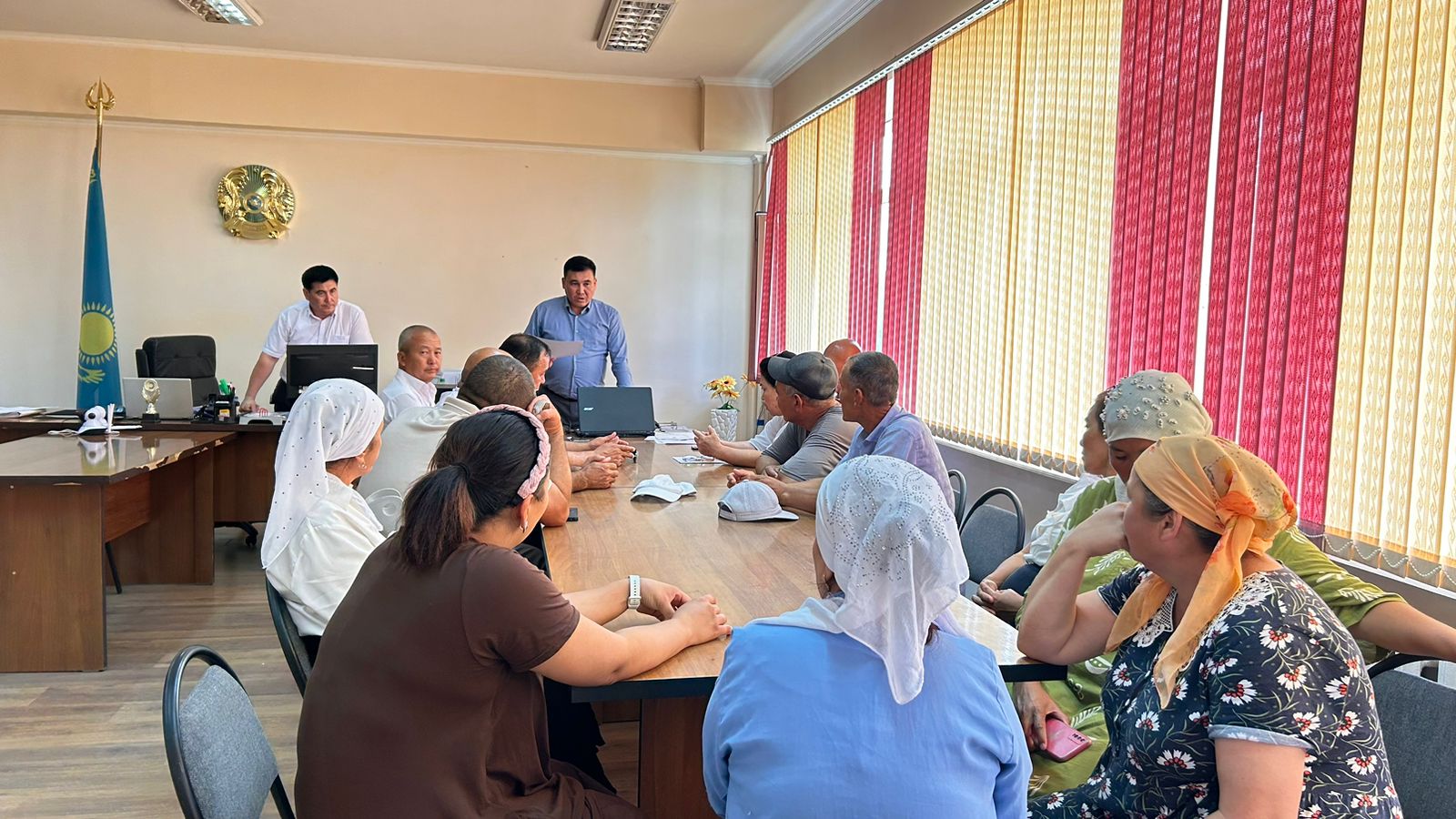 🔰 КЕЛЕС: ЕҢБЕК ҰЖЫМЫНА АҚПАРАТТЫҚ-ТҮСІНДІРМЕ ЖҰМЫСТАРЫ ЖҮРГІЗІЛДІ