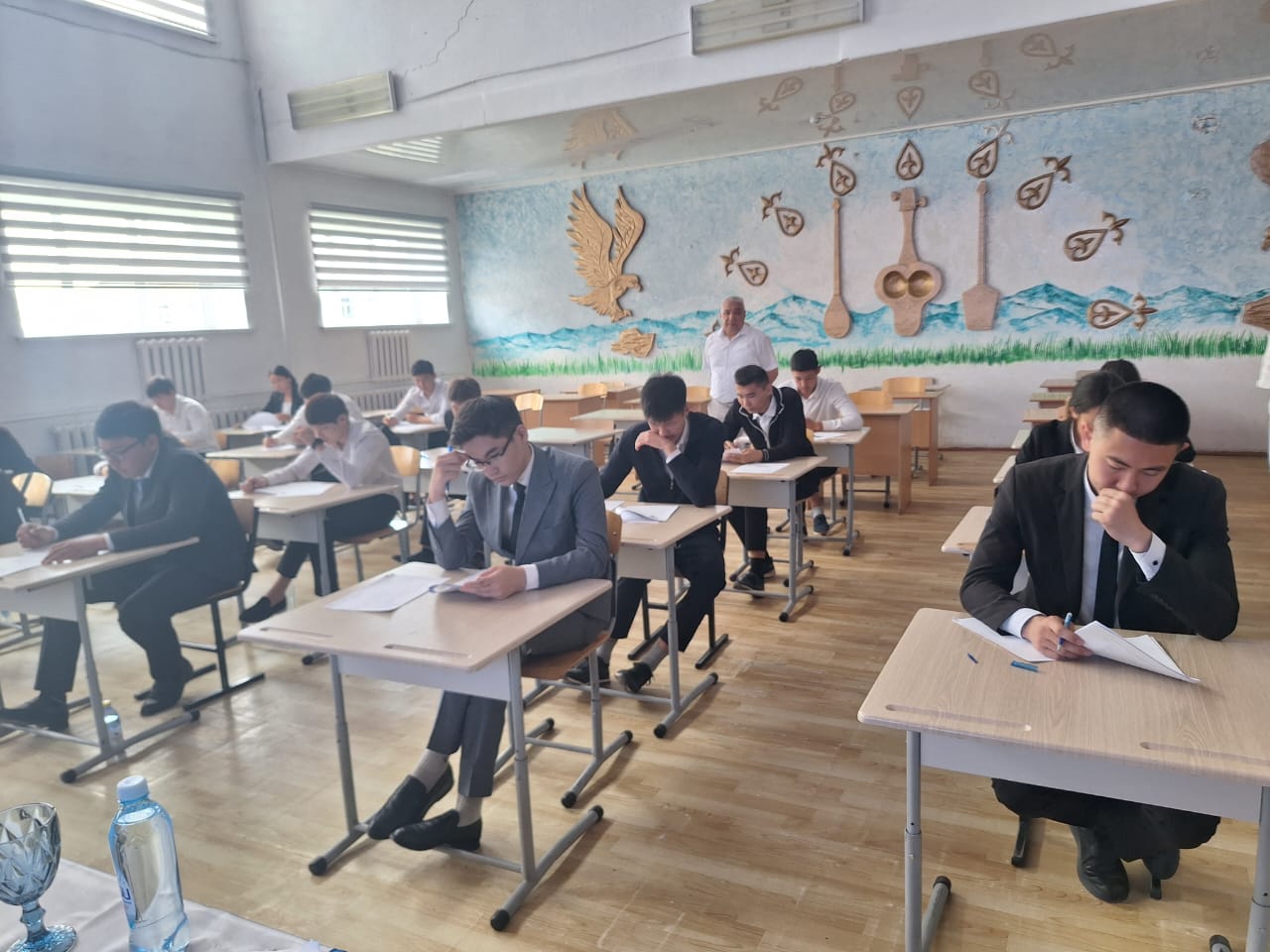 Түлектер таңдау пәндері бойынша кезекті мемлекеттік емтихан