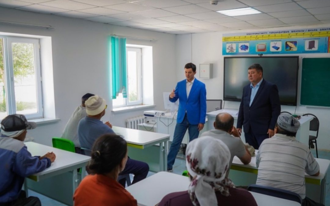 АУДАН ӘКІМІ ҚАРАУЫЛКЕЛДІ АУЫЛДЫҚ ОКРУГІНДЕ ЕСЕПТІК КЕЗДЕСУ ӨТКІЗДІ
