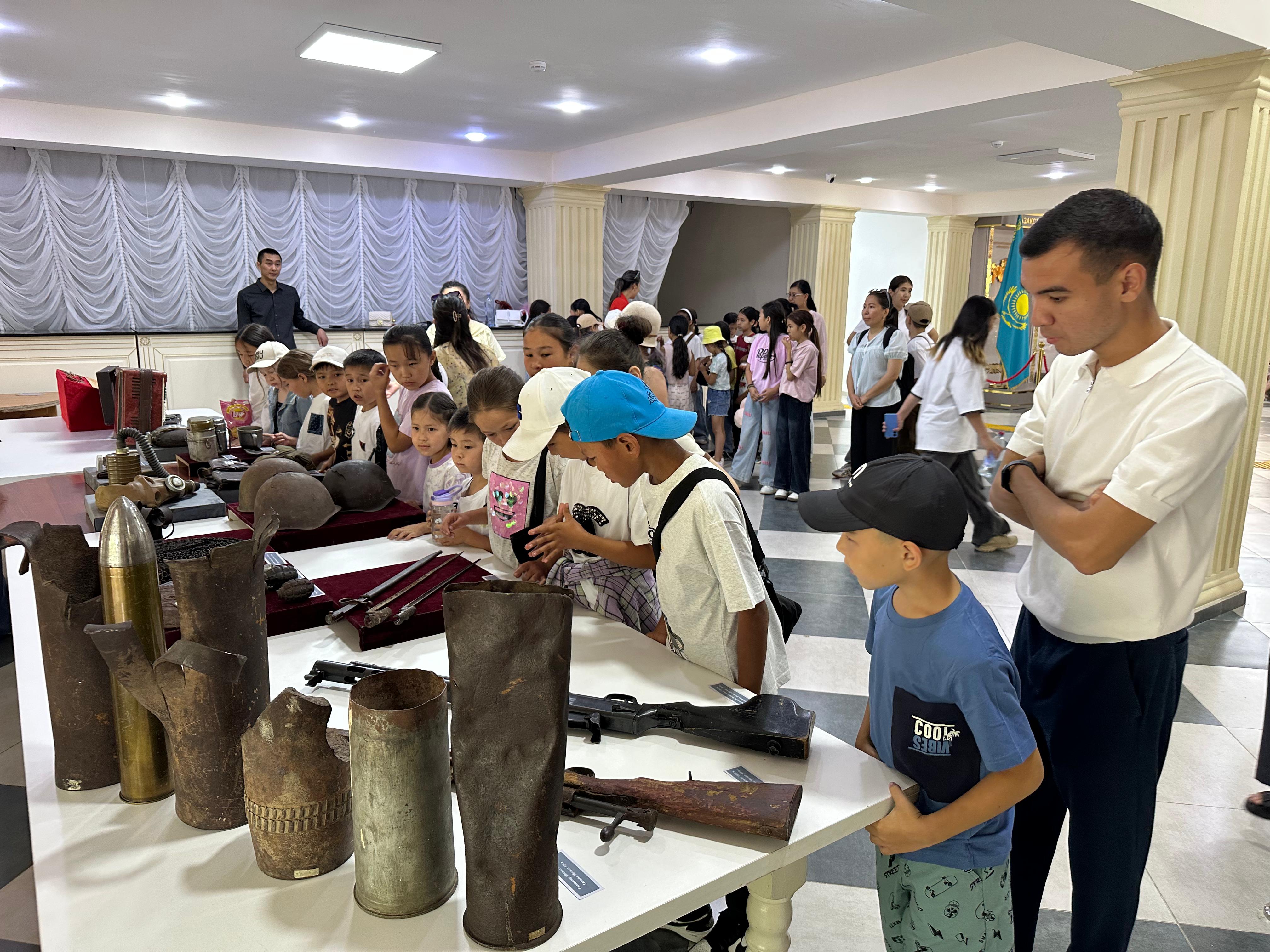 Музейдің ұйымдастыруымен «Ұмытылмас ерлік – ұрпаққа аманат» атты жылжымалы көрме өтті