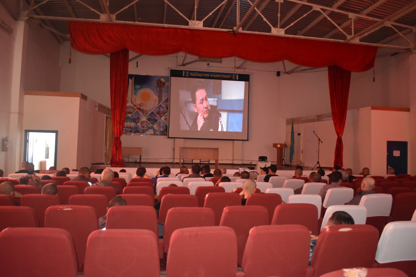 БҚО ҚАЖД №28 мекемесінде есірткі қылмыстарының салдары туралы бейнеролик көрсетілді