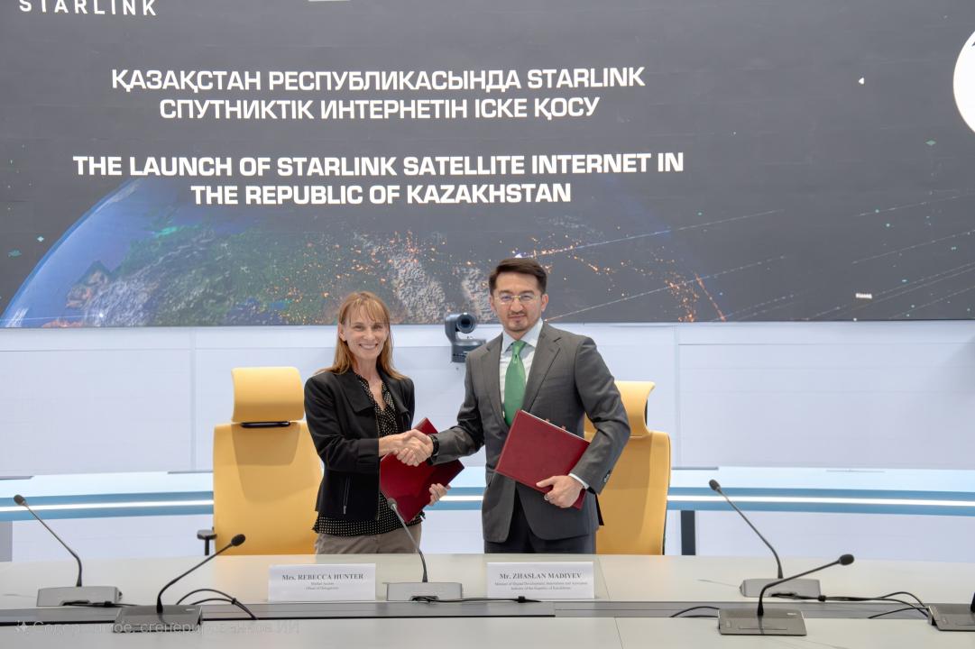 Starlink Қазақстанға ресми түрде келуде: спутниктік интернетті іске қосу туралы келісімге қол қойылды