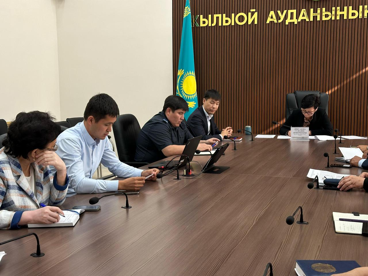 Құқық бұзушылықтардың профилактикасы және сыбайлас жемқорлыққа қарсы іс-қимыл мәселелері жөніндегі жергілікті ведомствоаралық комиссия отырысы өтті