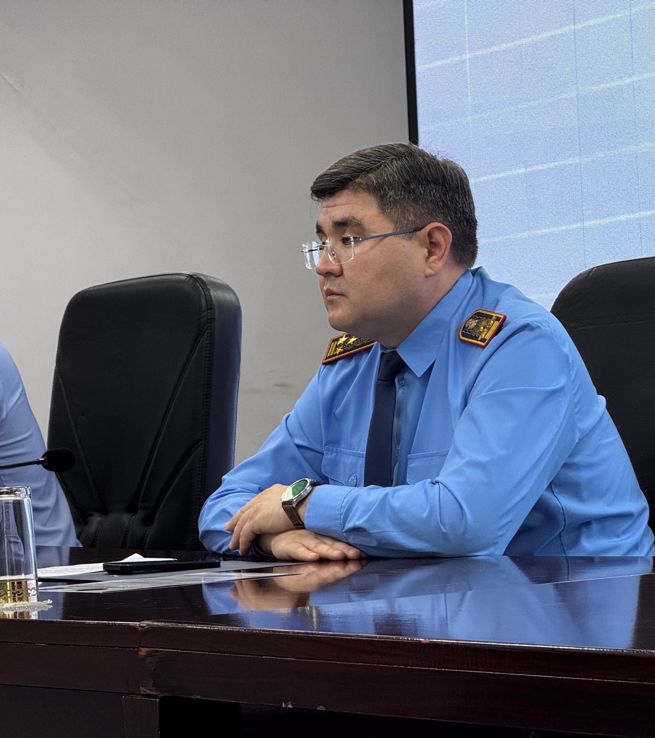 «Заң мен тәртіп» қағидаты – Батыс Қазақстан облысындағы полиция қызметкерлерімен кездесудің басты тақырыбы