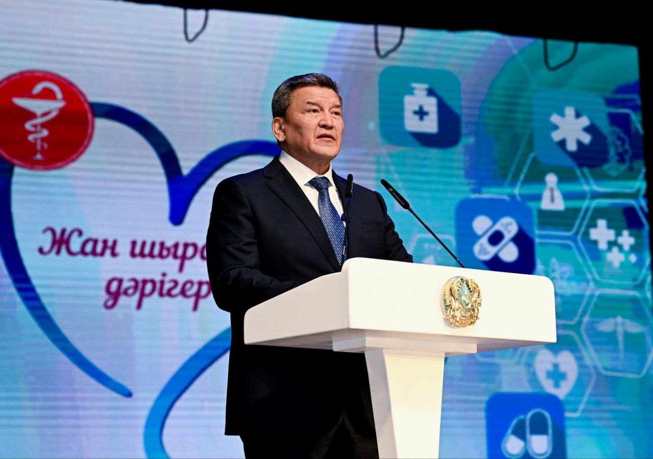 СҚО әкімі өңір дәрігерлерін кәсіби мерекемен құттықтады