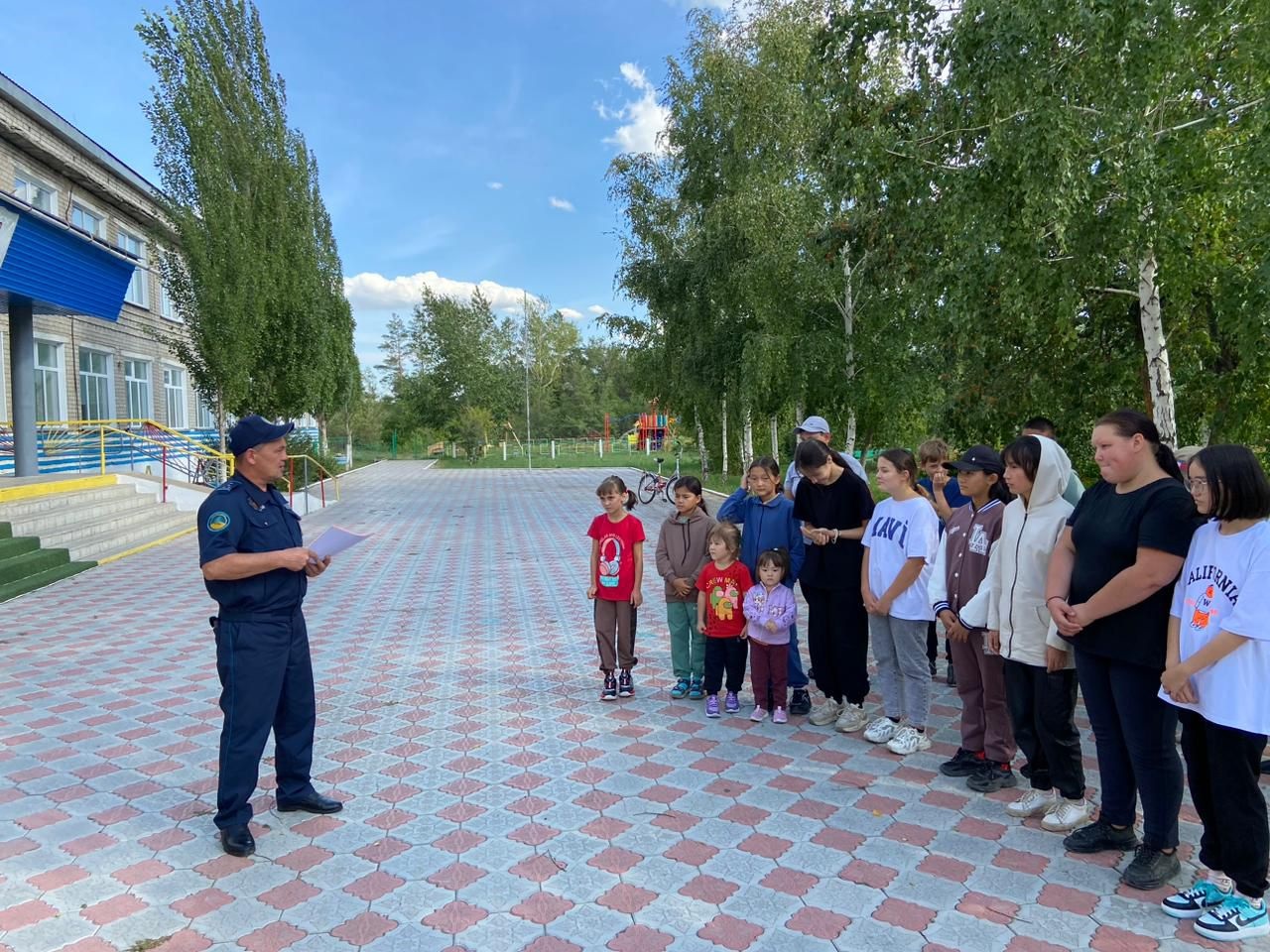 Полиция-балалар қауіпсіздігінің кепілі