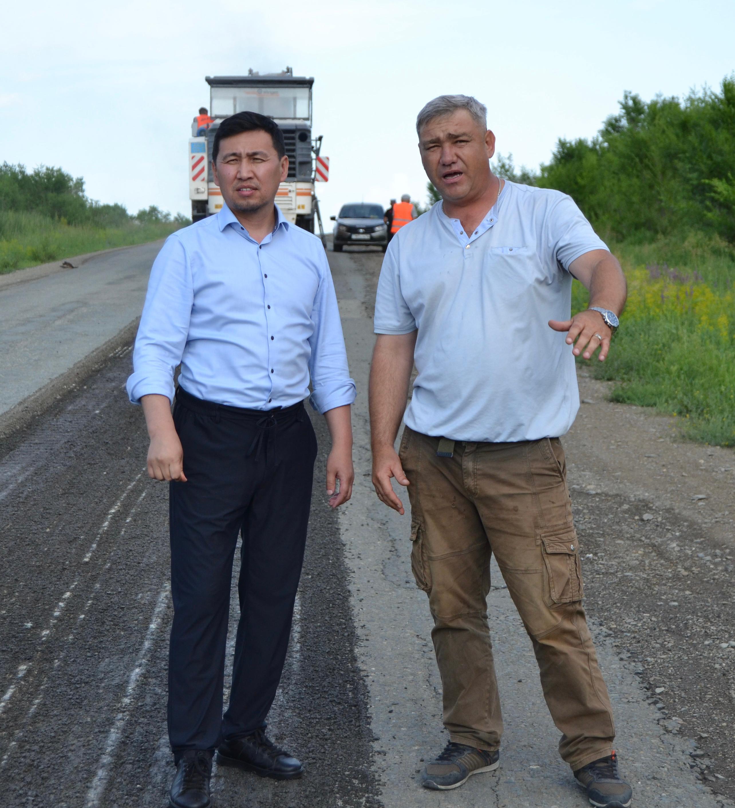 Самар ауылынан Миролюбовка ауылына дейінгі тасжолда орташа жөндеу жұмыстары басталды