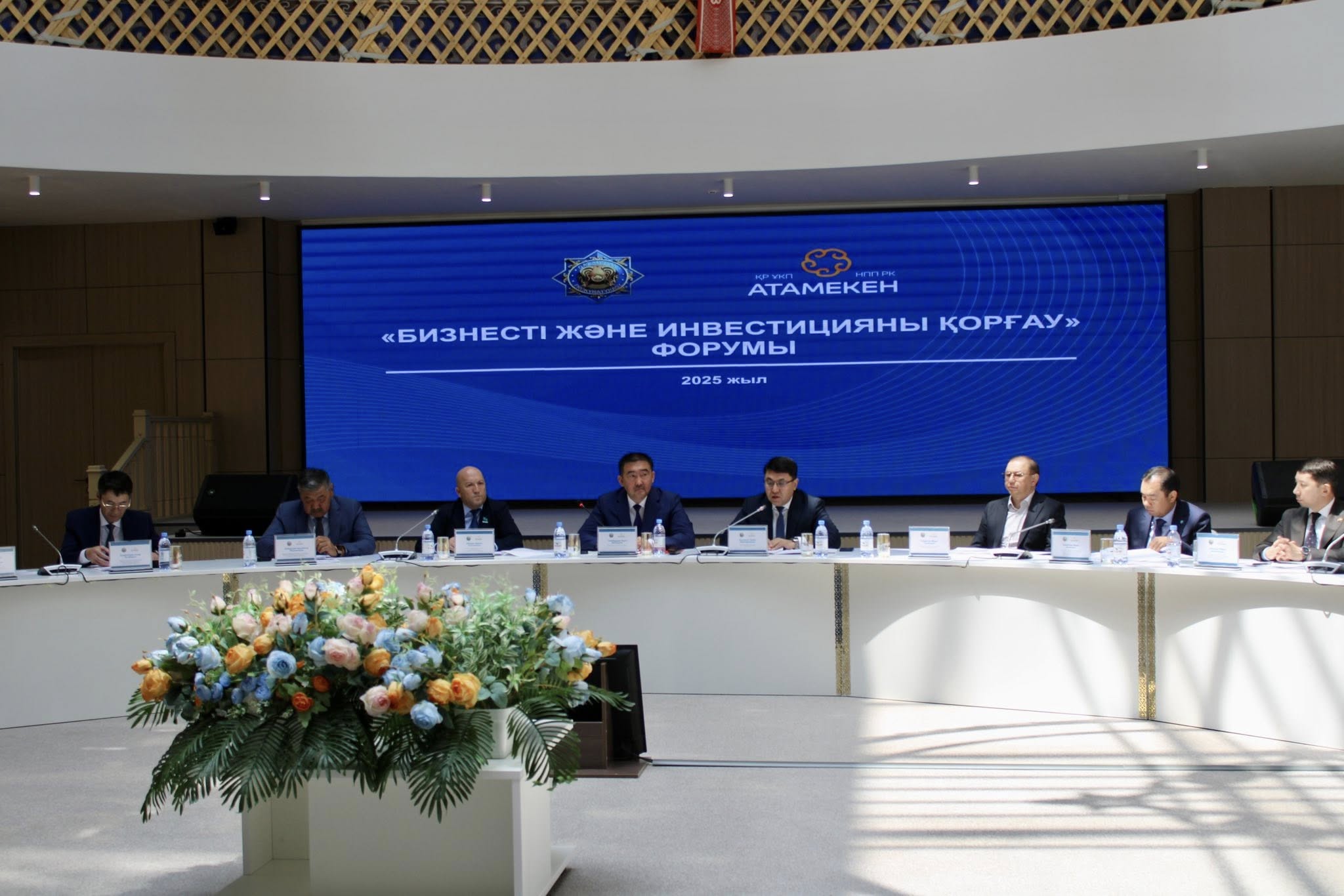 Заң мен тәртіп: Антикор бизнестегі жүйелі мәселелерге назар аударады