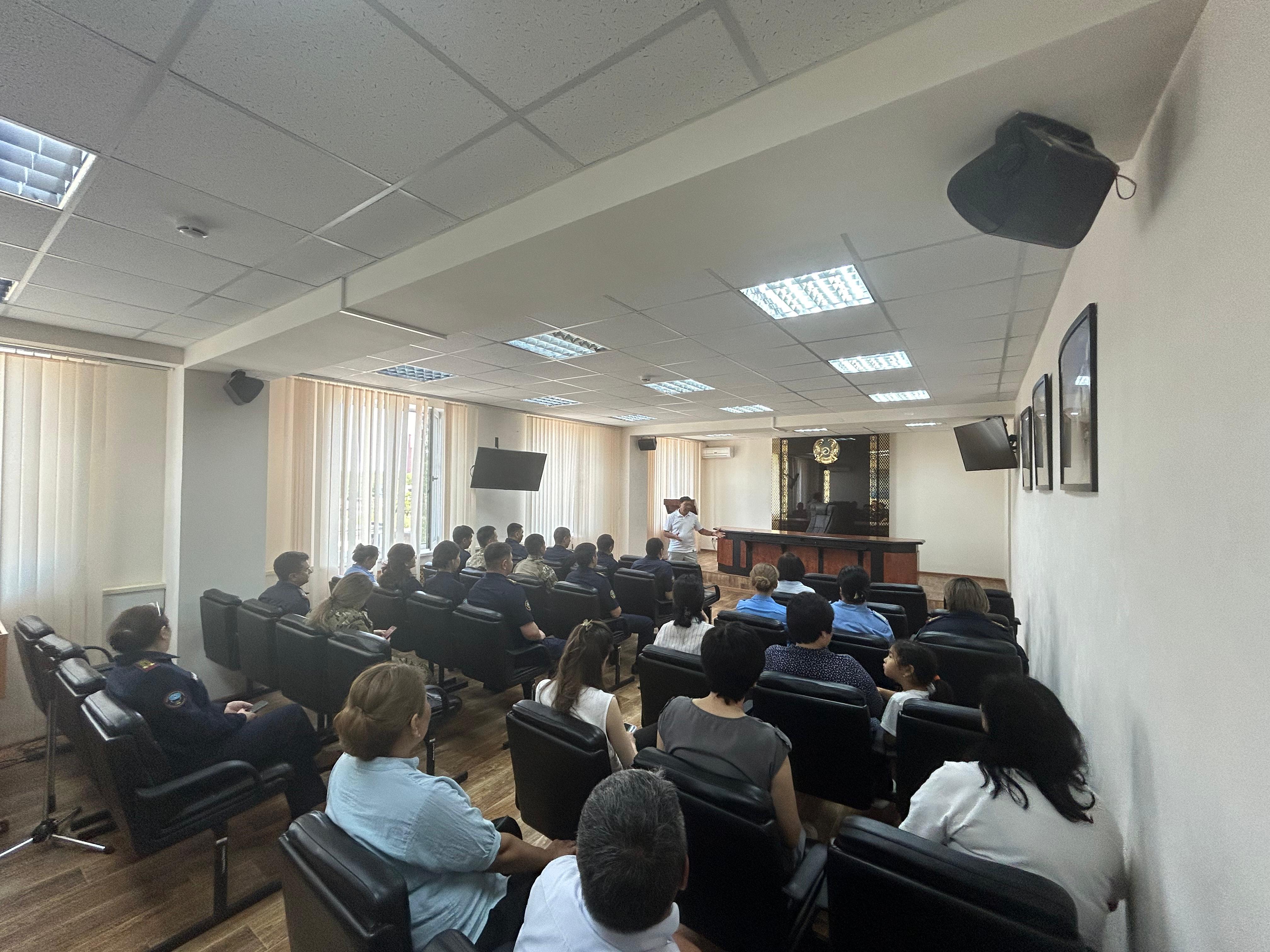 Павлодар облысы ТЖД қызметкерлері діни ағымдардың алдын алу және экстремизмге қарсы күрес бойынша семинарға қатысты
