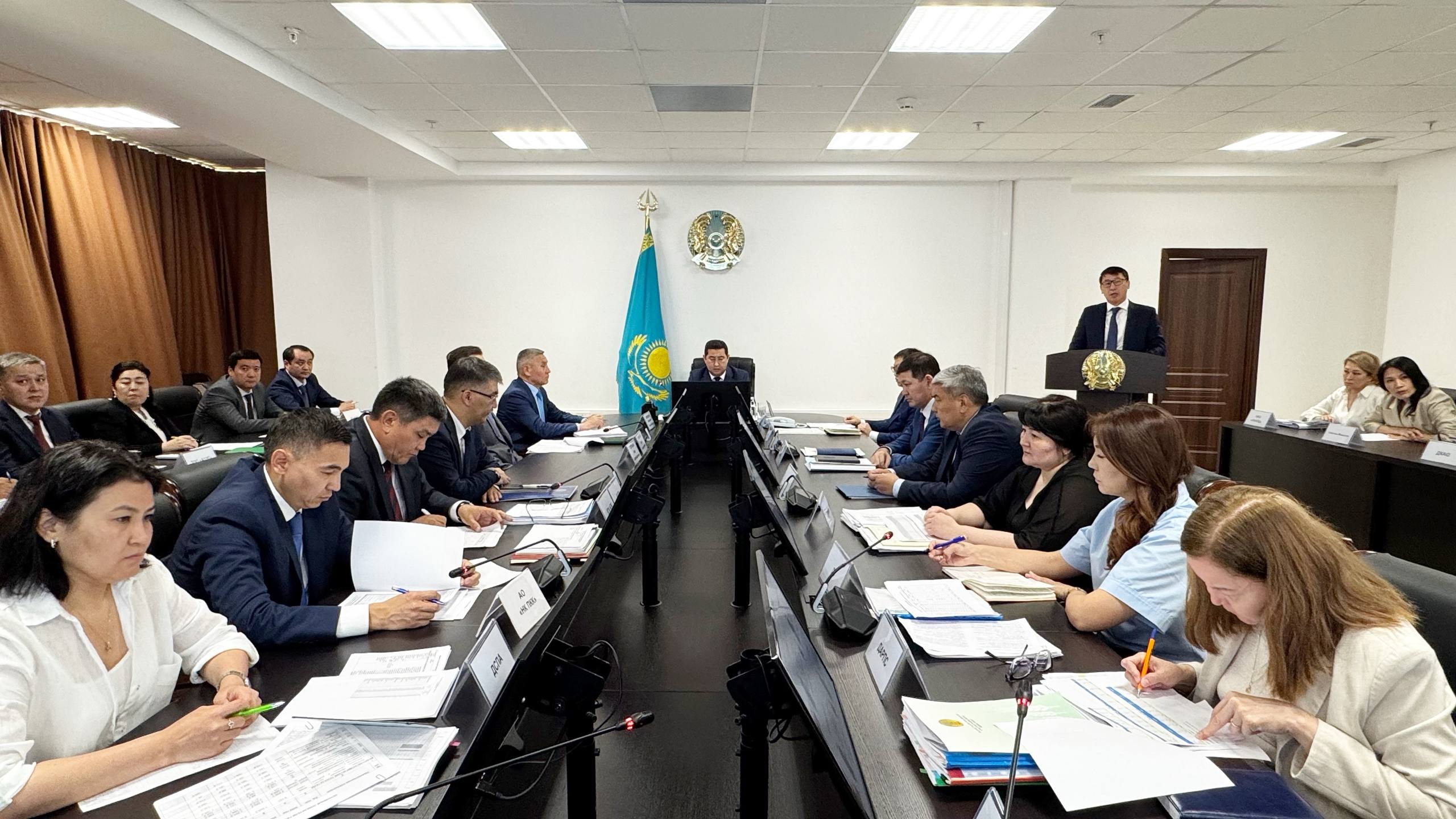 Айдарбек Сапаров аграрлық салаға кадр даярлау жұмысын күшейтуді тапсырды