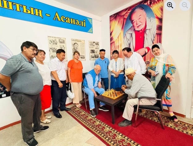 Жайылма ауылында ерекше күн Асанәлі Әшімов атамыз туған жерінде!