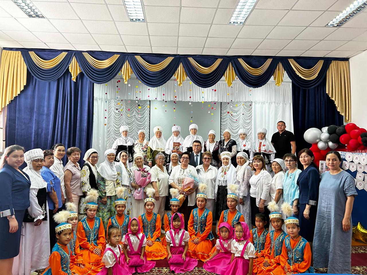 Ұлттық құндылық- ұлт қорғаны” атты жаңа кітаптың таныстырылымына арналған кездесу кеші өтті.