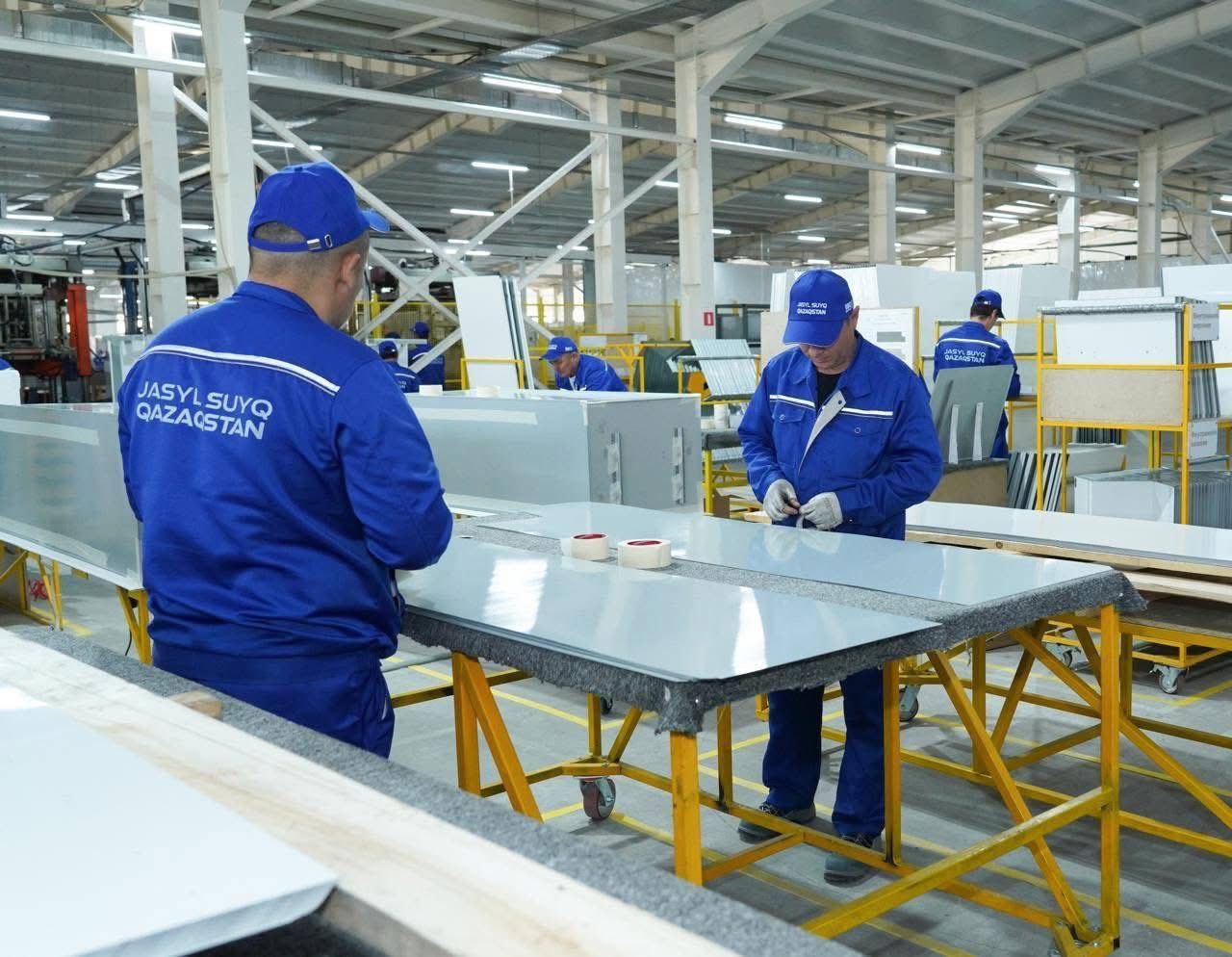 ТҮРКІСТАН ОБЛЫСЫНА 7 ЖЫЛ: ӨҢІРДЕГІ ИНДУСТРИАЛДЫ АЙМАҚТАР МЕН ӨНДІРІСТІК ПАРКТЕРДІҢ ЖҰМЫСЫ ЖАНДАНА ТҮСТІ