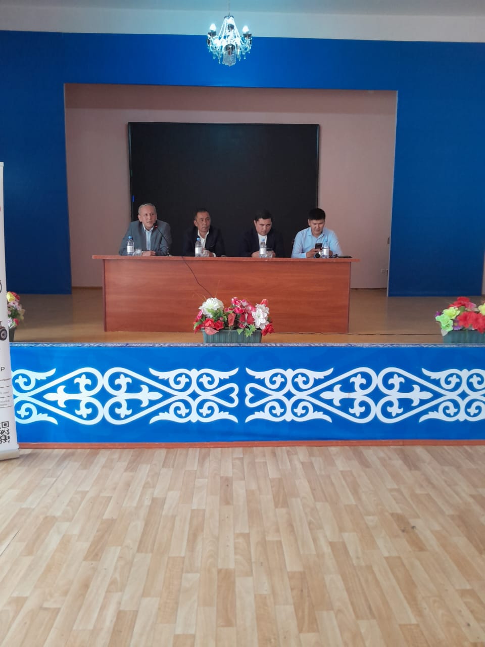 30 мая 2025 года в Жалагашском Доме культуры, АО "СПК Кунаев" Алматинской области и филиалах "КазАгроФинанс" проведена разъяснительная работа для крестьянских хозяйств сельского округа по проводимым программам (Кен Дала - 1, Кен Дала - 2).