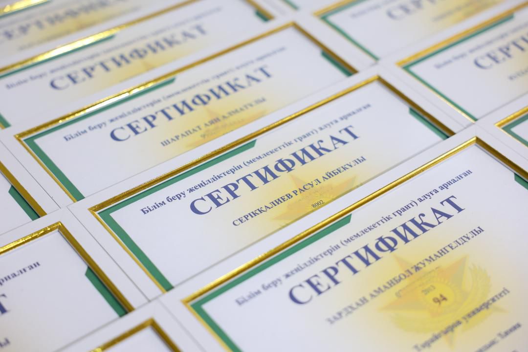 2000-нан астам сарбаз Қазақстанның жоғары оқу орындарында оқуға мемлекеттік грант алды