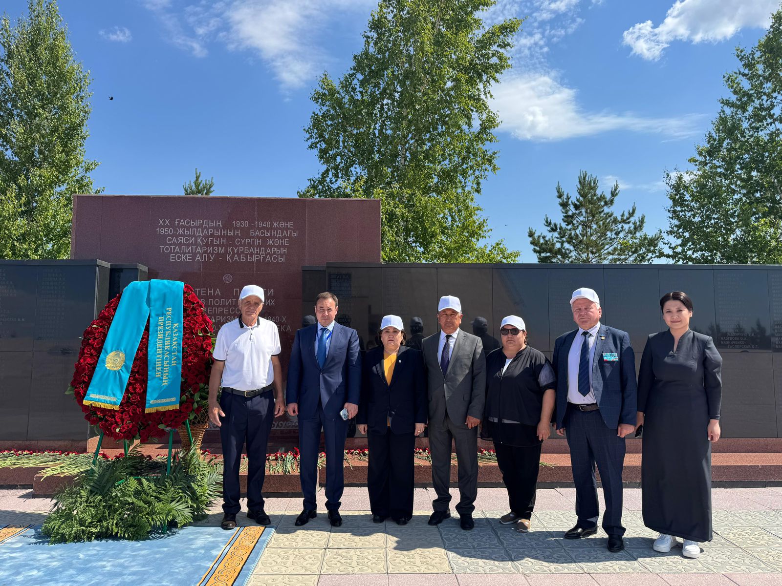 Аудан әкімі АЛЖИР-де саяси қуғын-сүргін құрбандарын еске алды