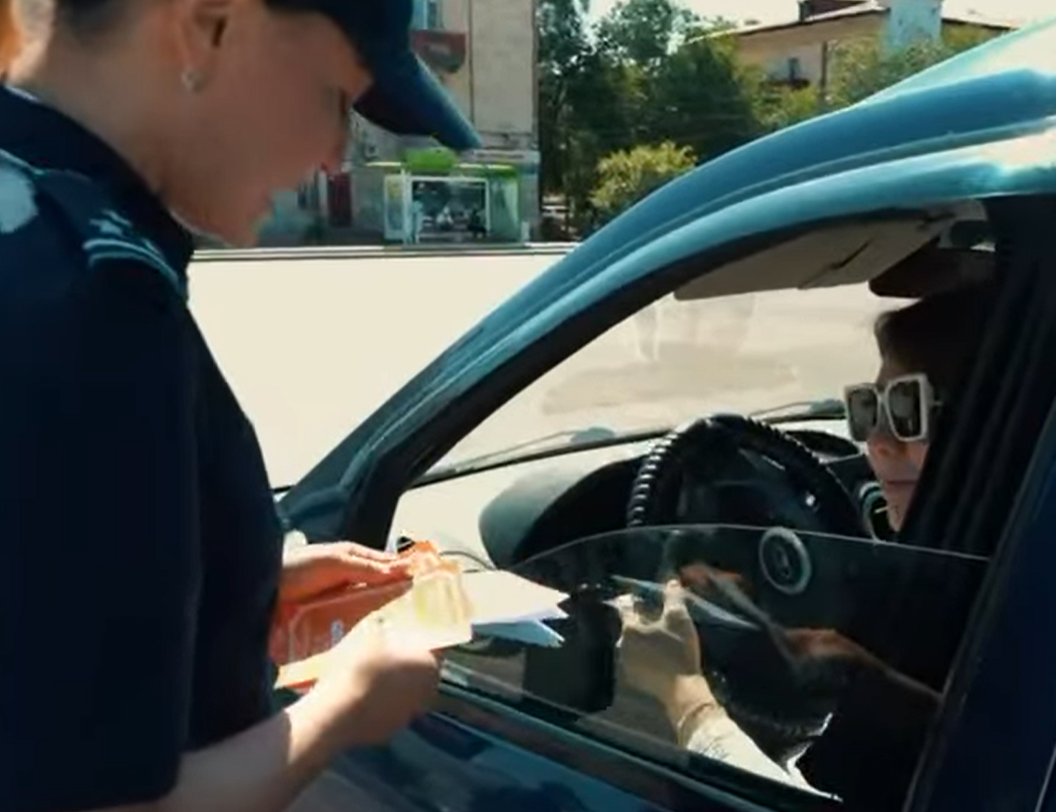 «Отбасындағы зорлық-зомбылықсыз Қазақстан»: Атырауда полицейлер профилактикалық акция өткізді