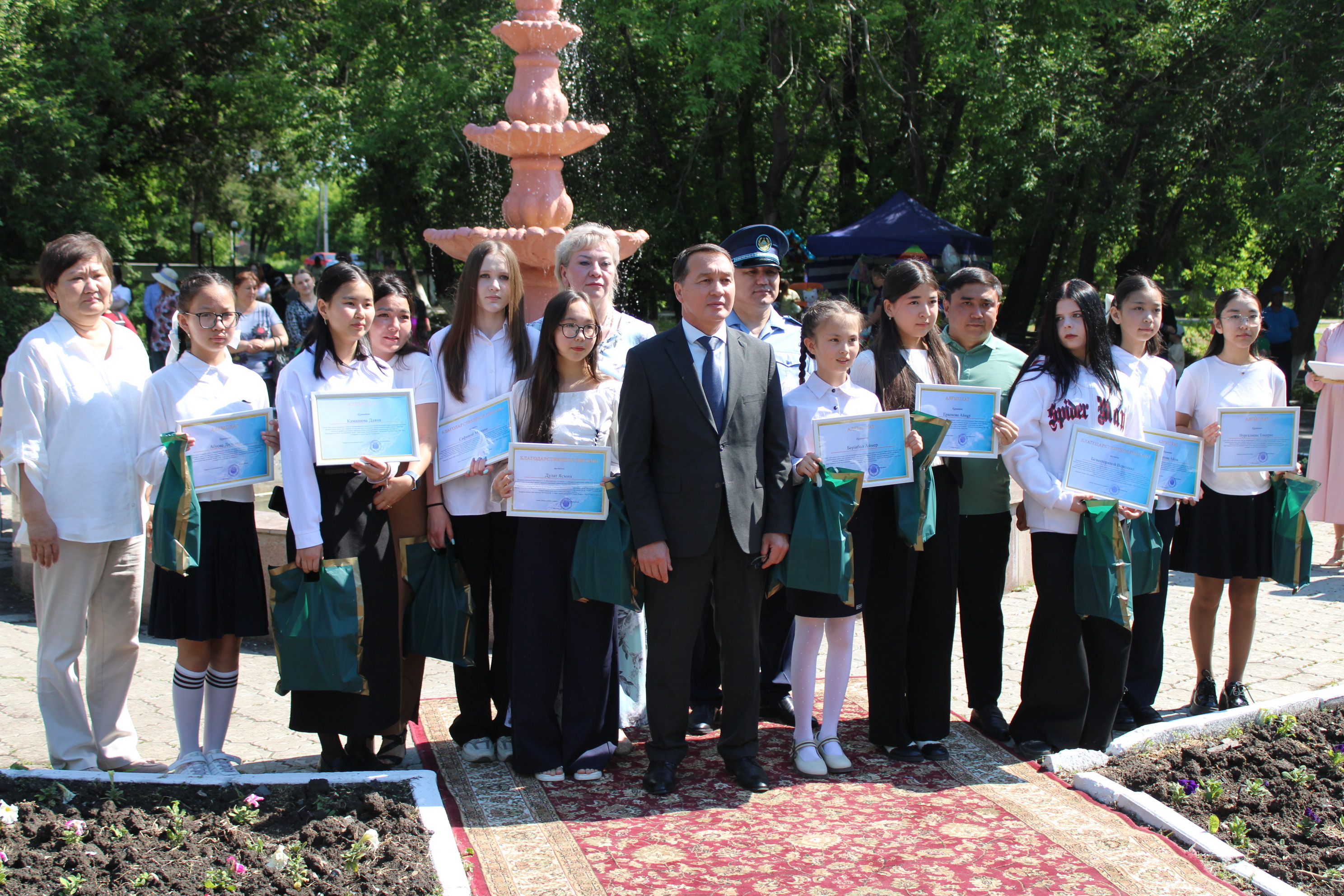 01.06.2025 года в парке “Мәңгілік ел” прошло торжественное мероприятие, посвящённое Дню защиты детей «Қазақстан балалары».