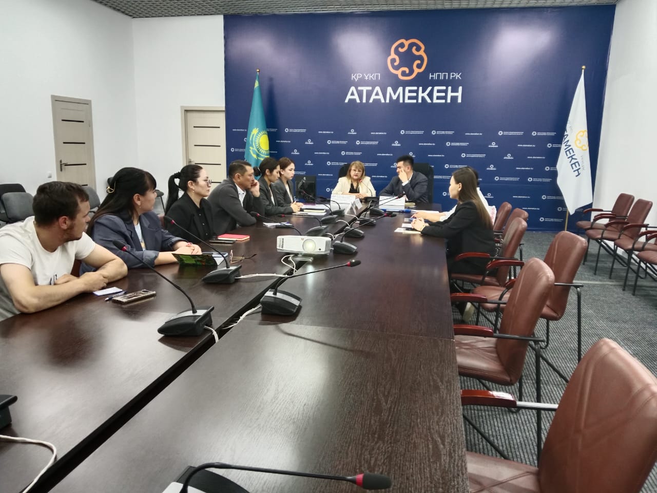 Семинар-кеңес: Тамақ өнімдерін өңдеу, қабылдау, сақтау, өткізудің барлық кезеңдерінде санитариялық ережелер мен техникалық регламенттердің талаптарын сақтау