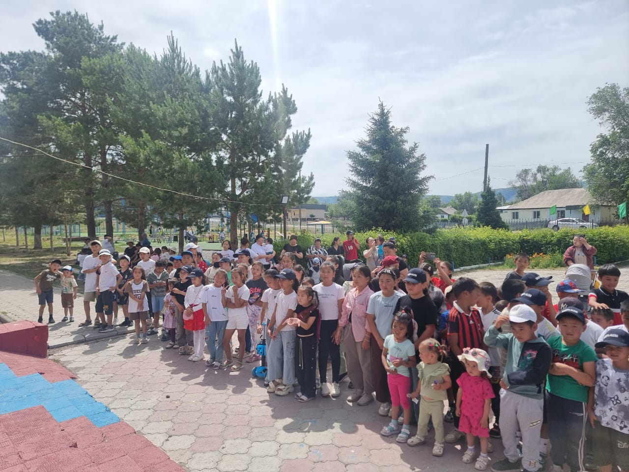Қызылащы ауылдық округінде 1 маусым – Балаларды қорғау күніне орай мерекелік іс-шара өтті.
