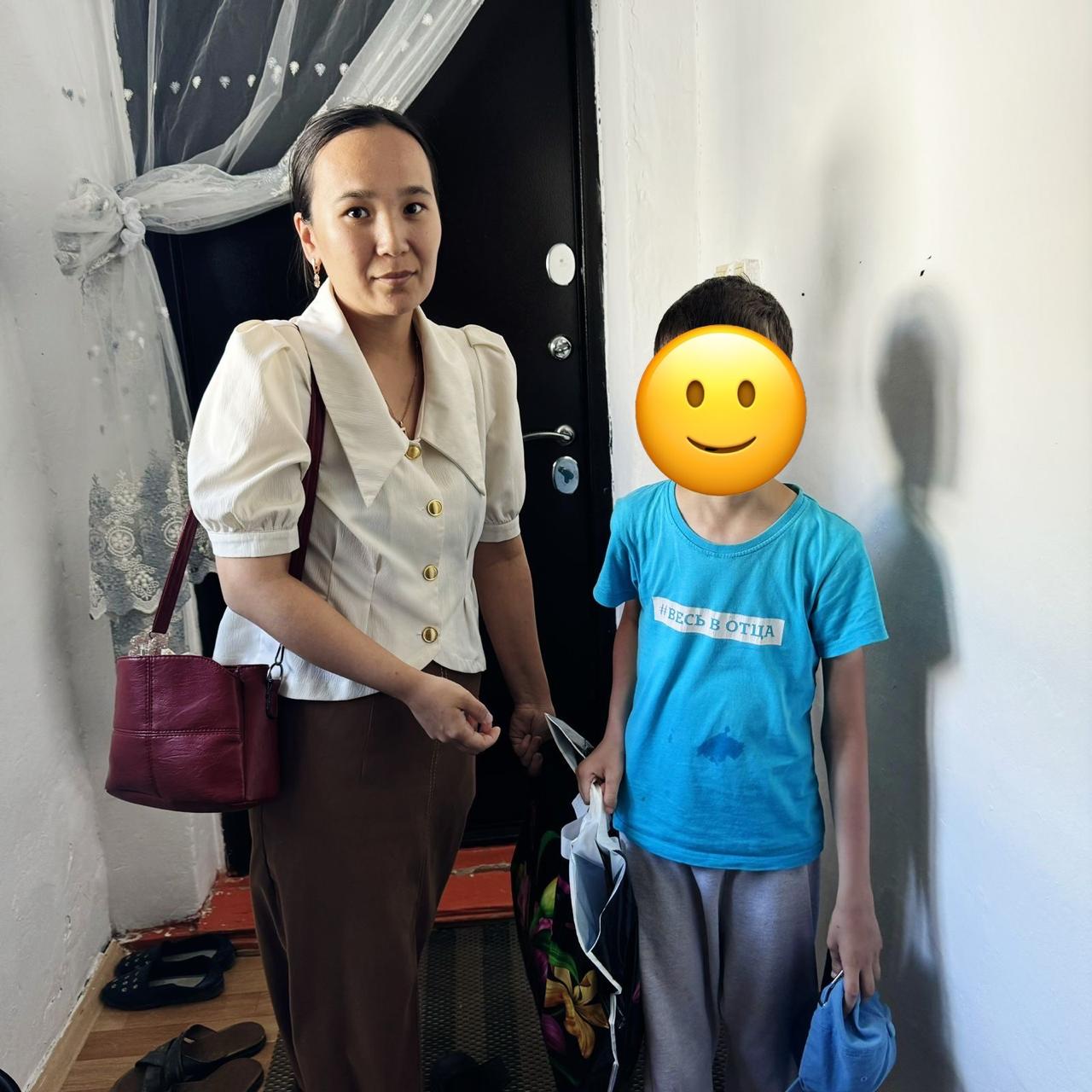 Тәттілер салынған сыйлық пакеттері таратылды